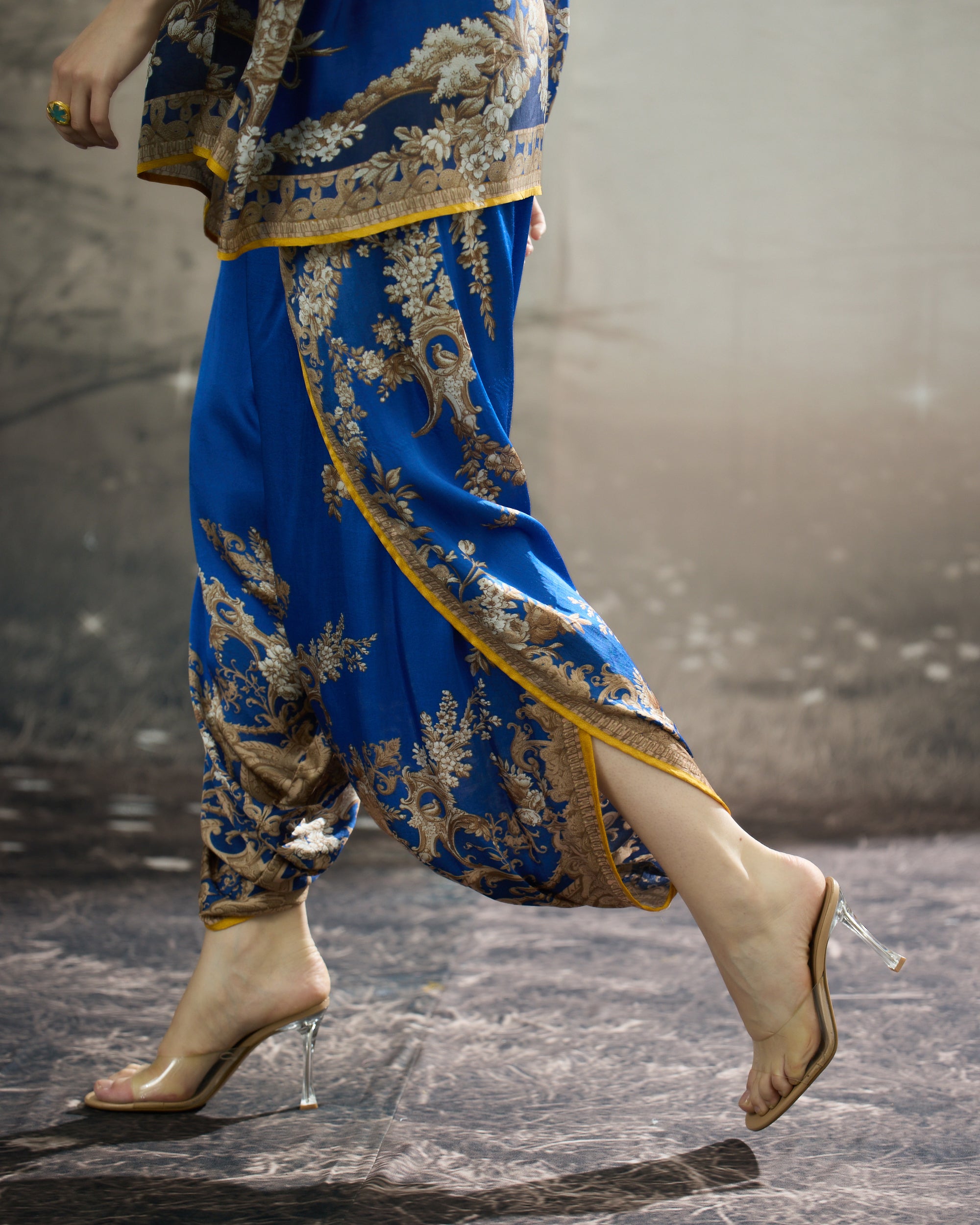 Rome : Chanel/Sonth - Blue