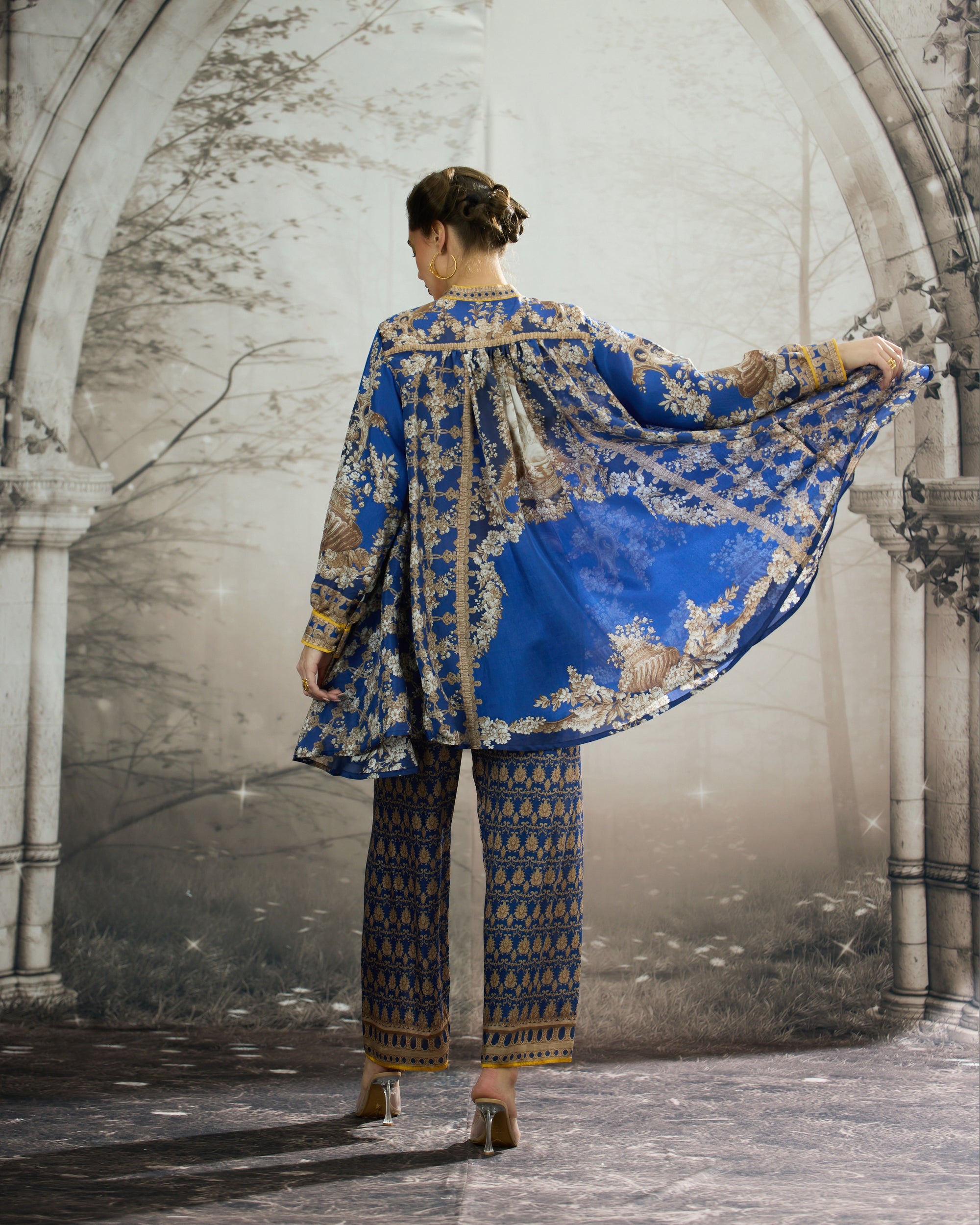Rome : Nilofer - Blue