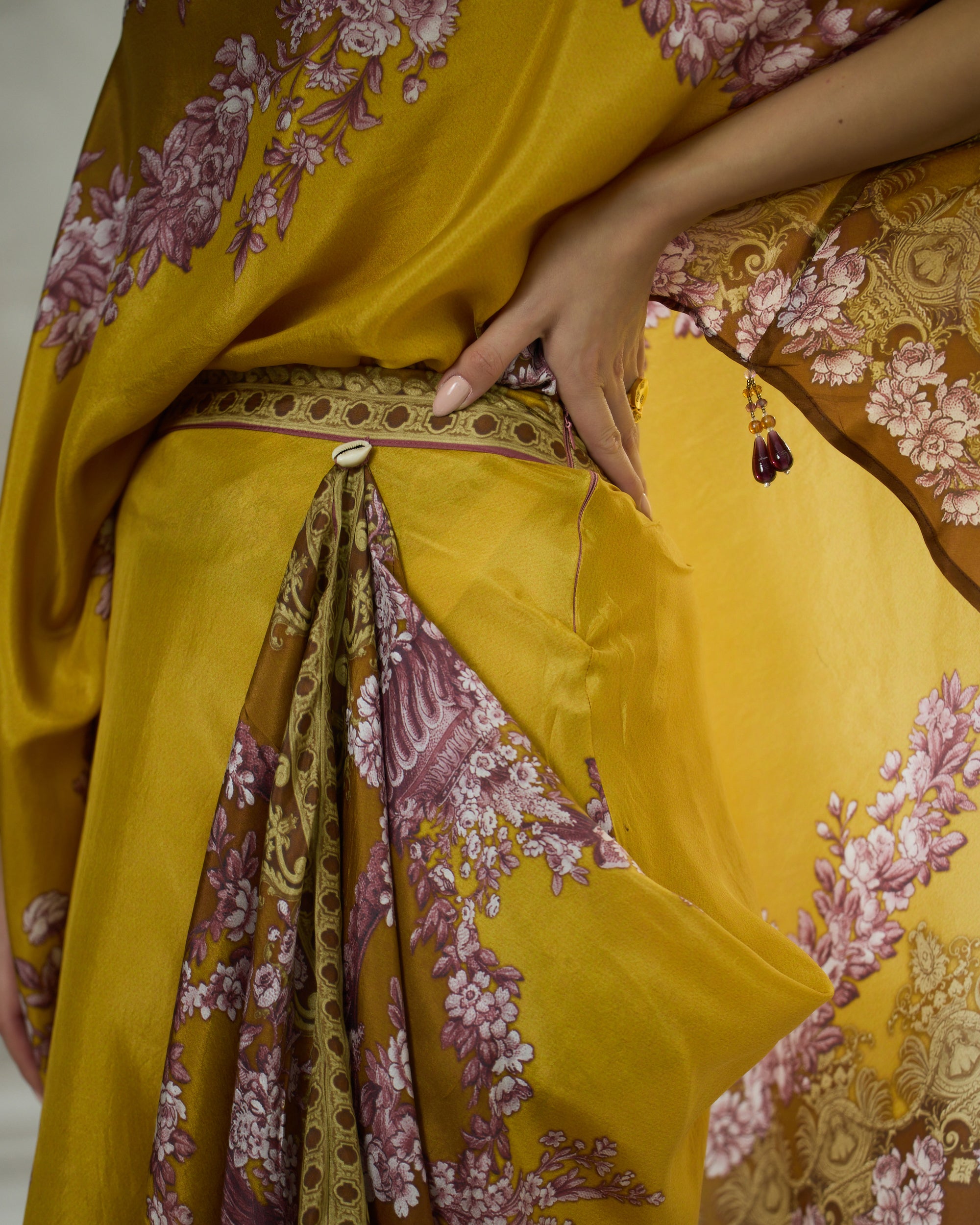 Rome : Kamini - Mustard