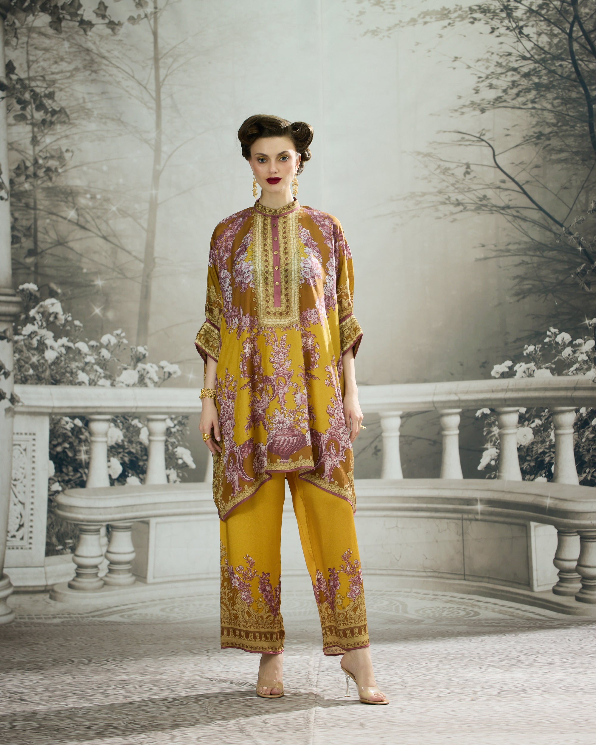 Rome : Chanel 36" - Mustard