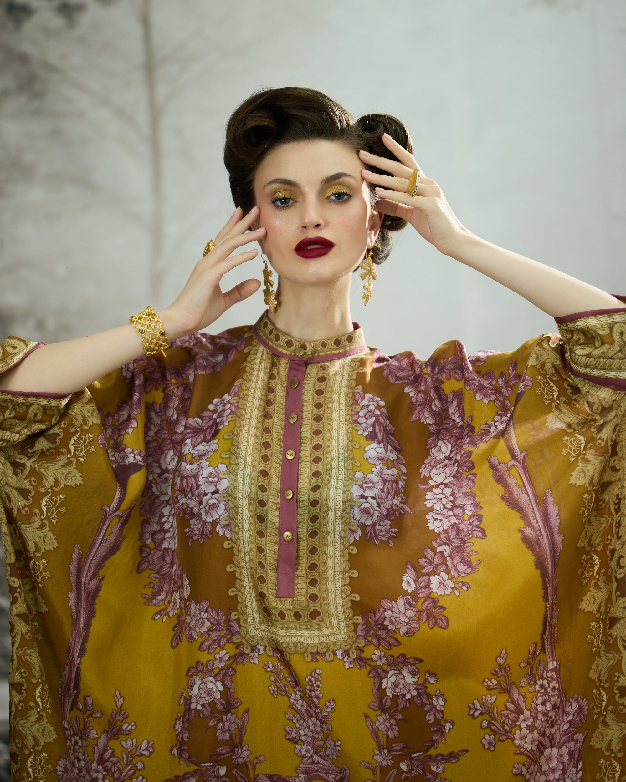 Rome : Chanel 36" - Mustard