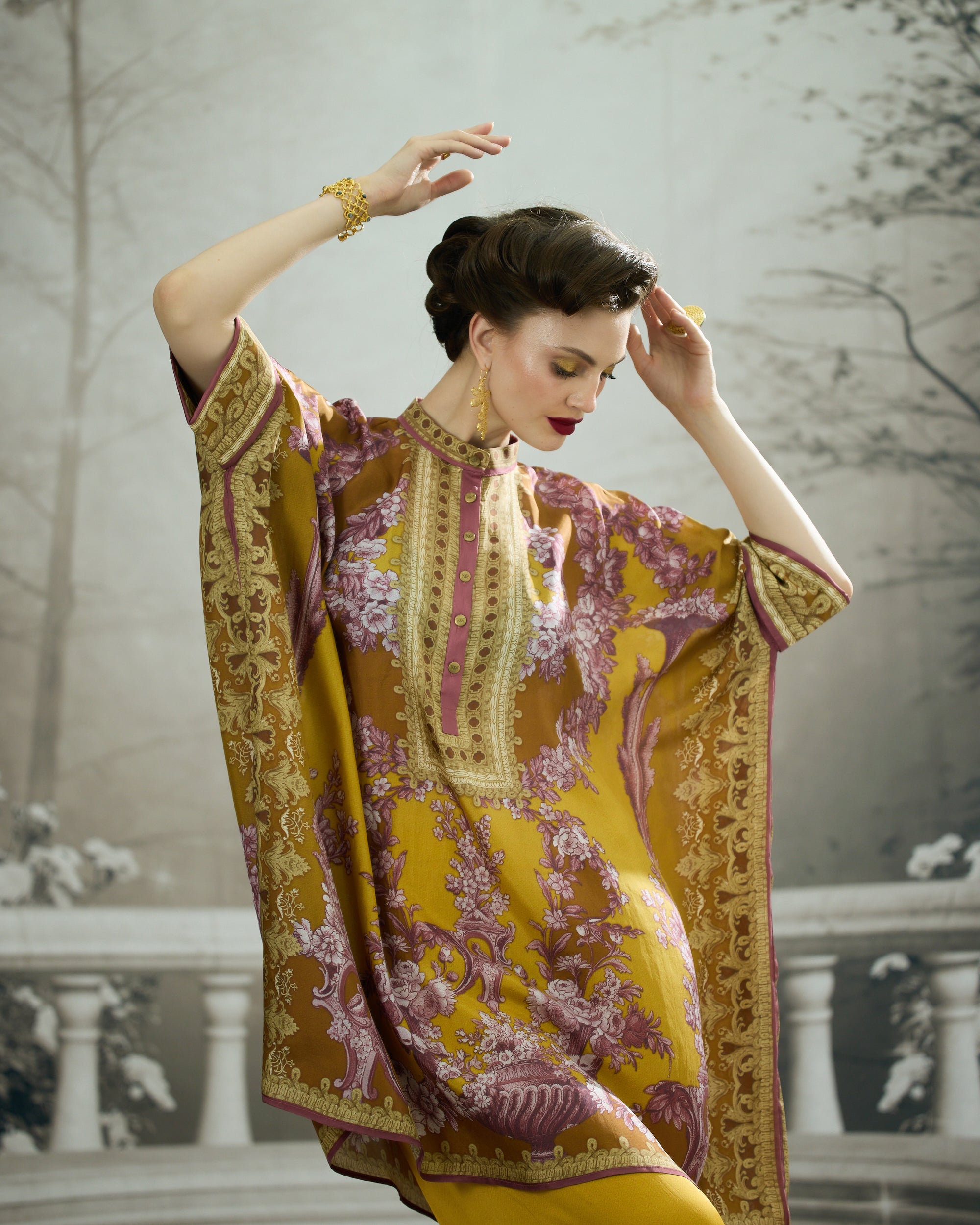 Rome : Chanel 36" - Mustard