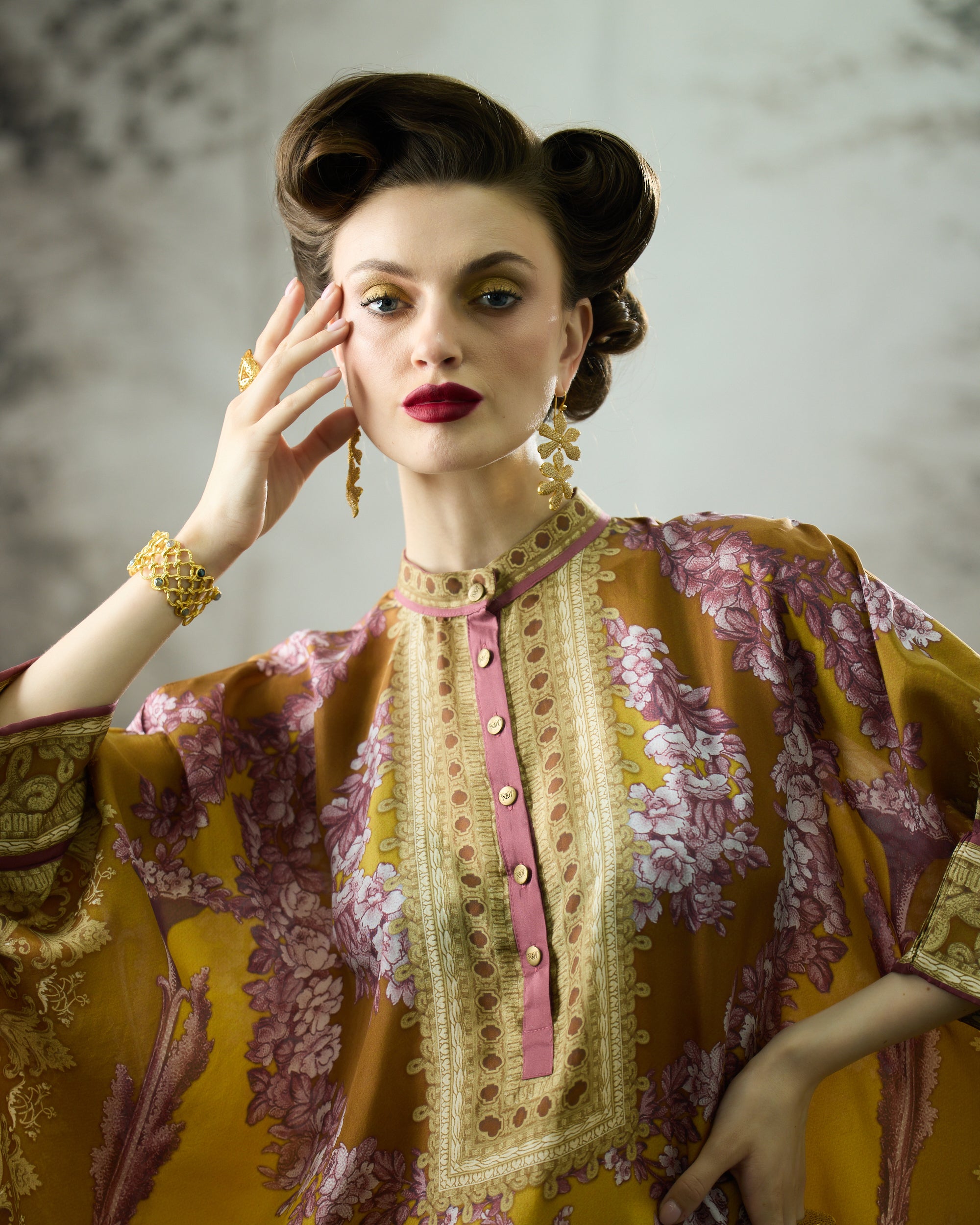 Rome : Chanel 36" - Mustard