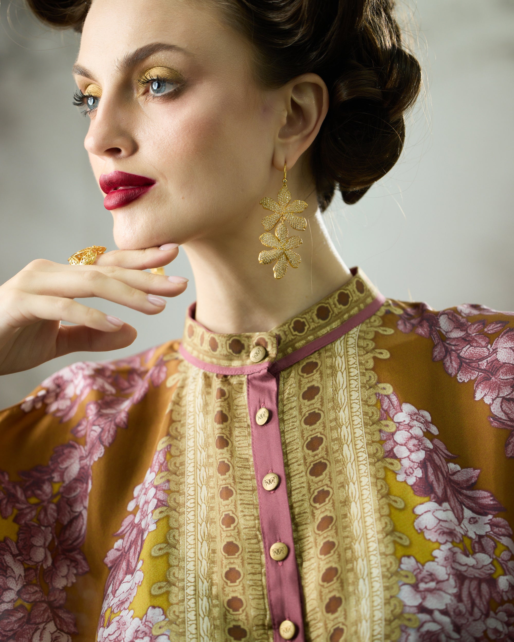 Rome : Chanel 36" - Mustard