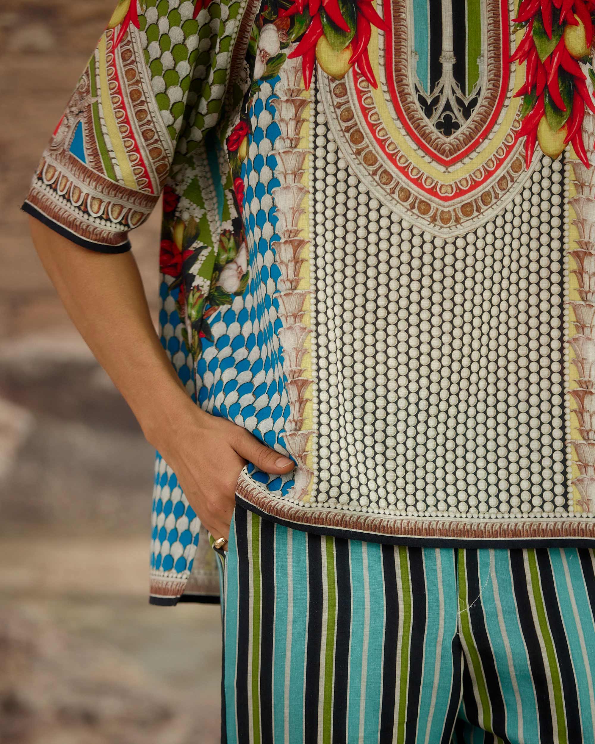 Orvieto : Timothy - Aqua/Red