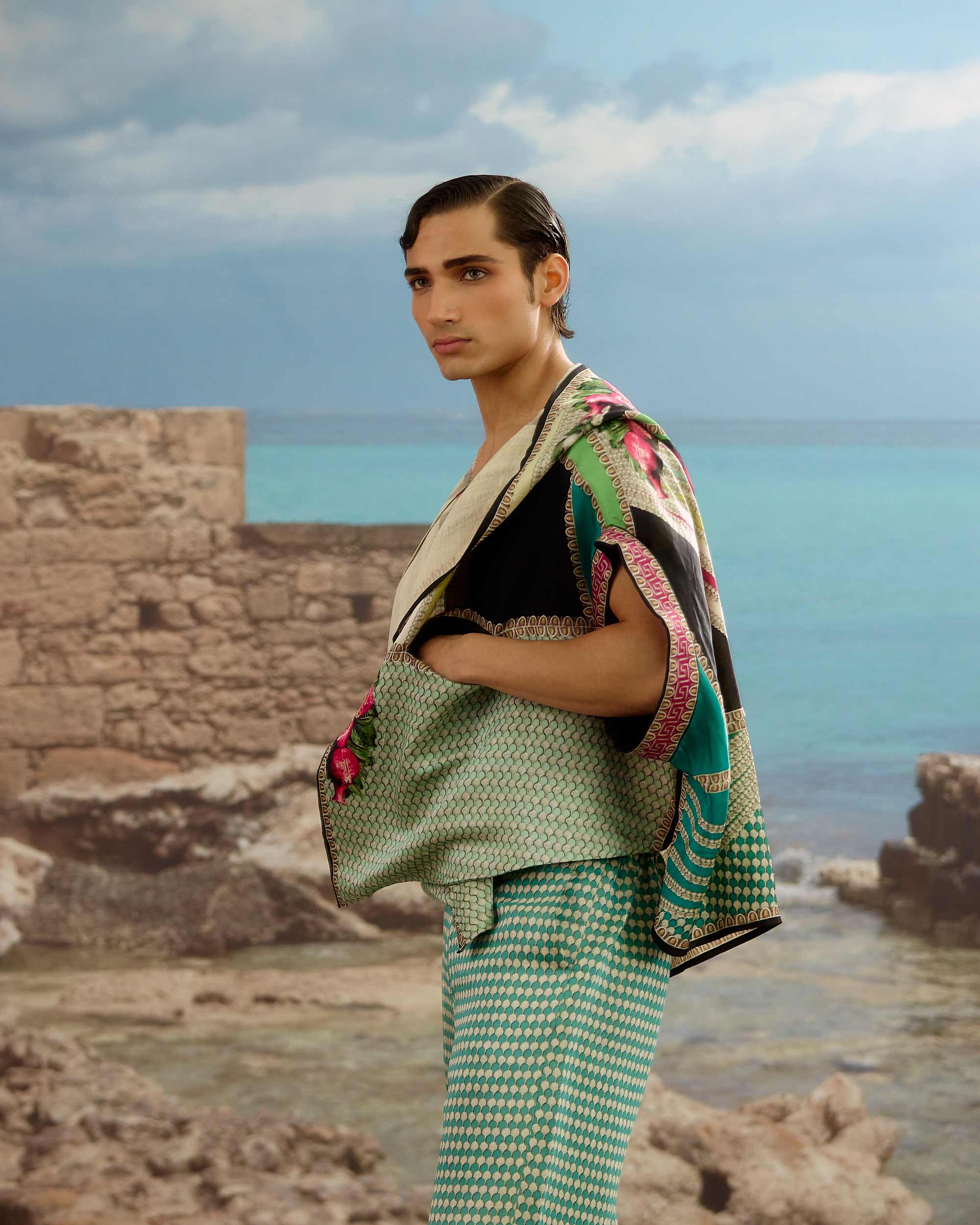 Orvieto : Oculus - Aqua/Plum