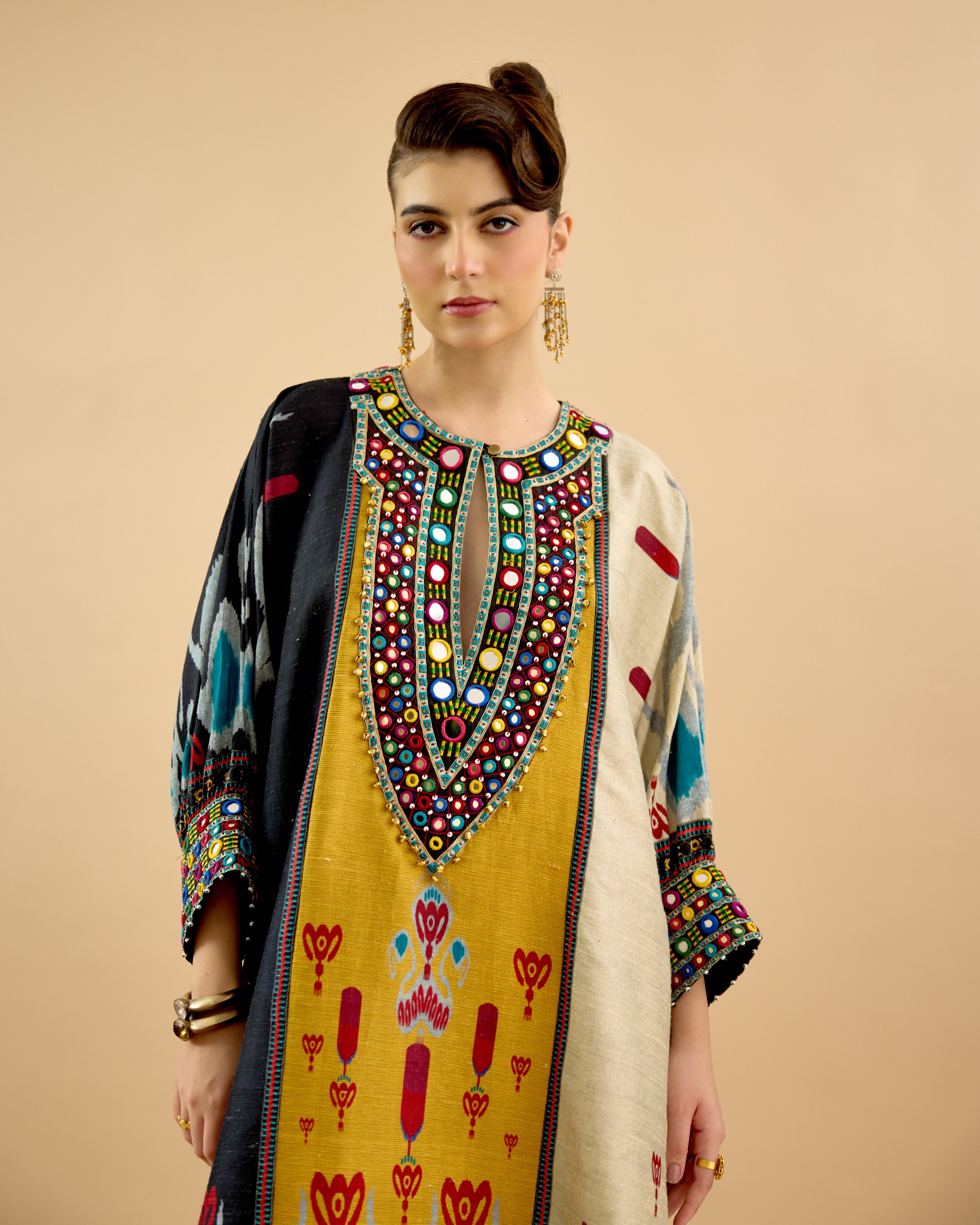 Tangier : Myra - Black/Eggshell