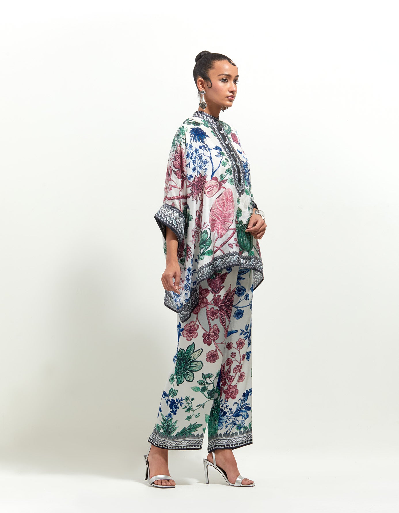 Florence : Chanel - White/Multi