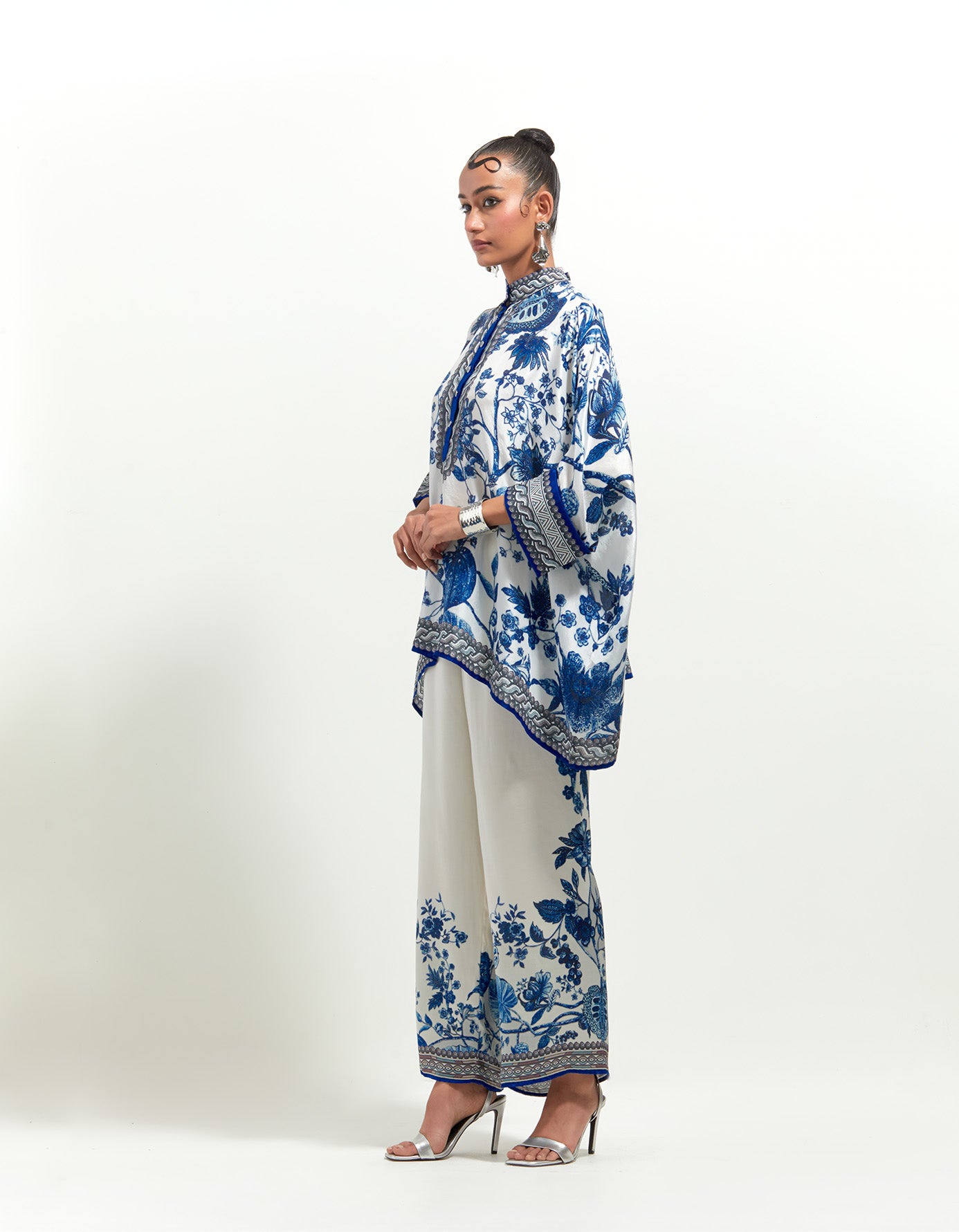 Florence : Chanel - White/Blue