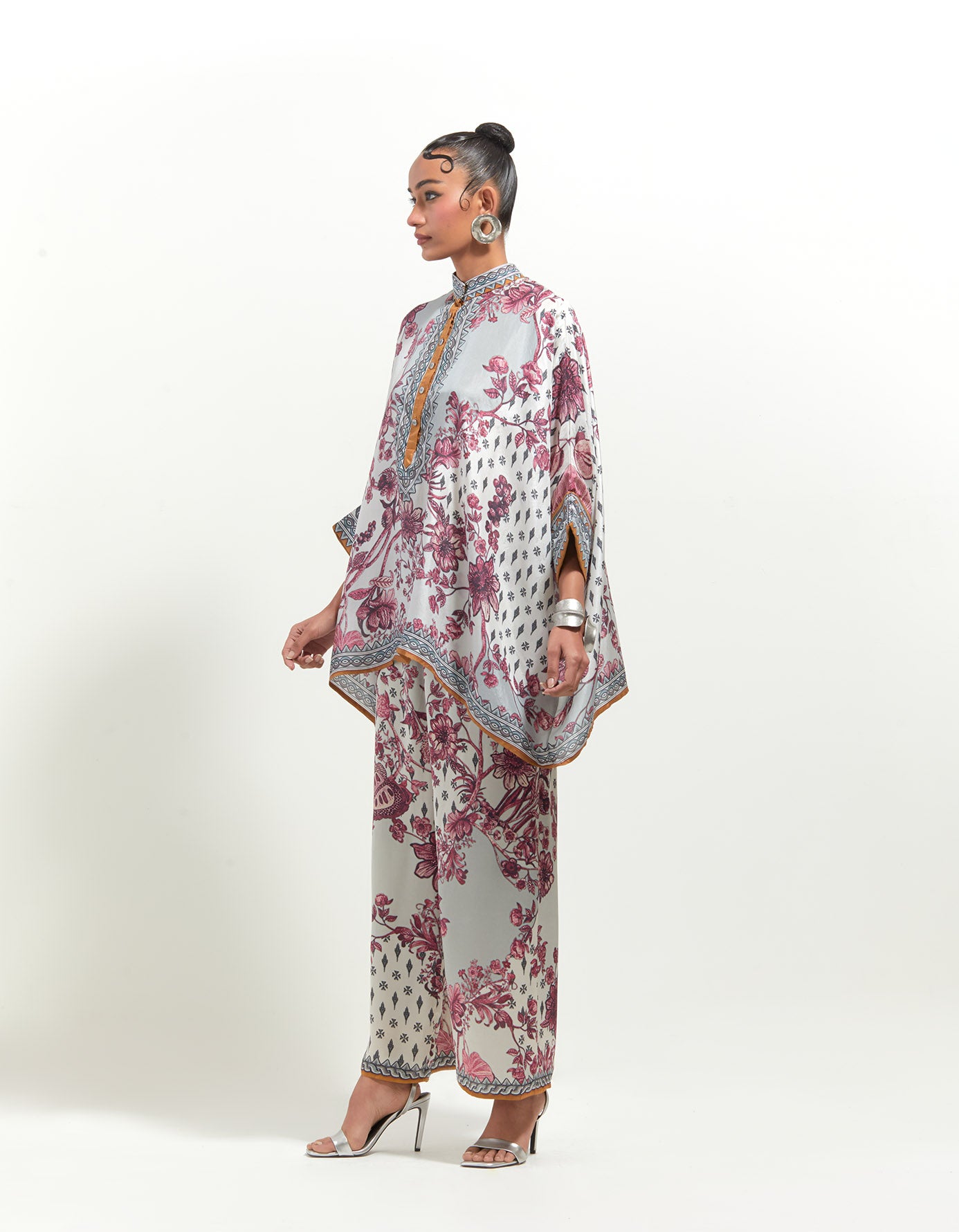 Florence : Chanel - White/Raspberry