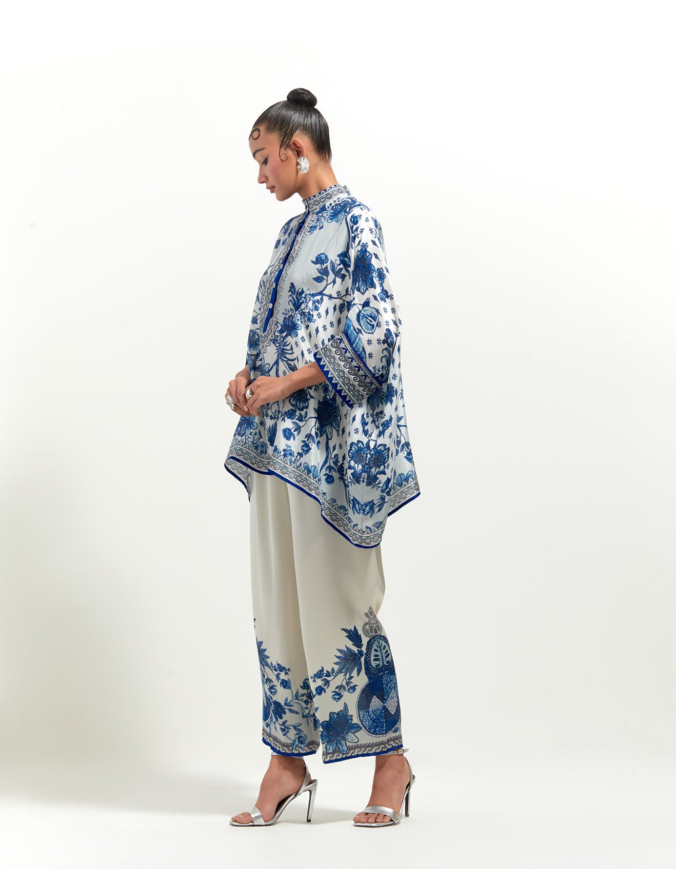 Florence : Chanel - White/Blue