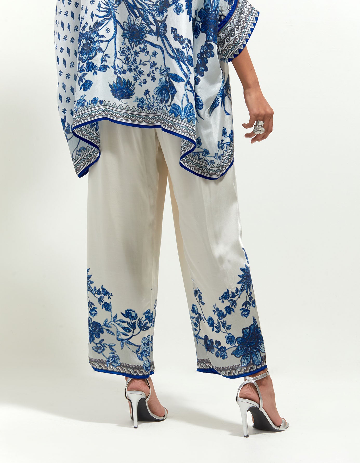 Florence : Chanel - White/Blue