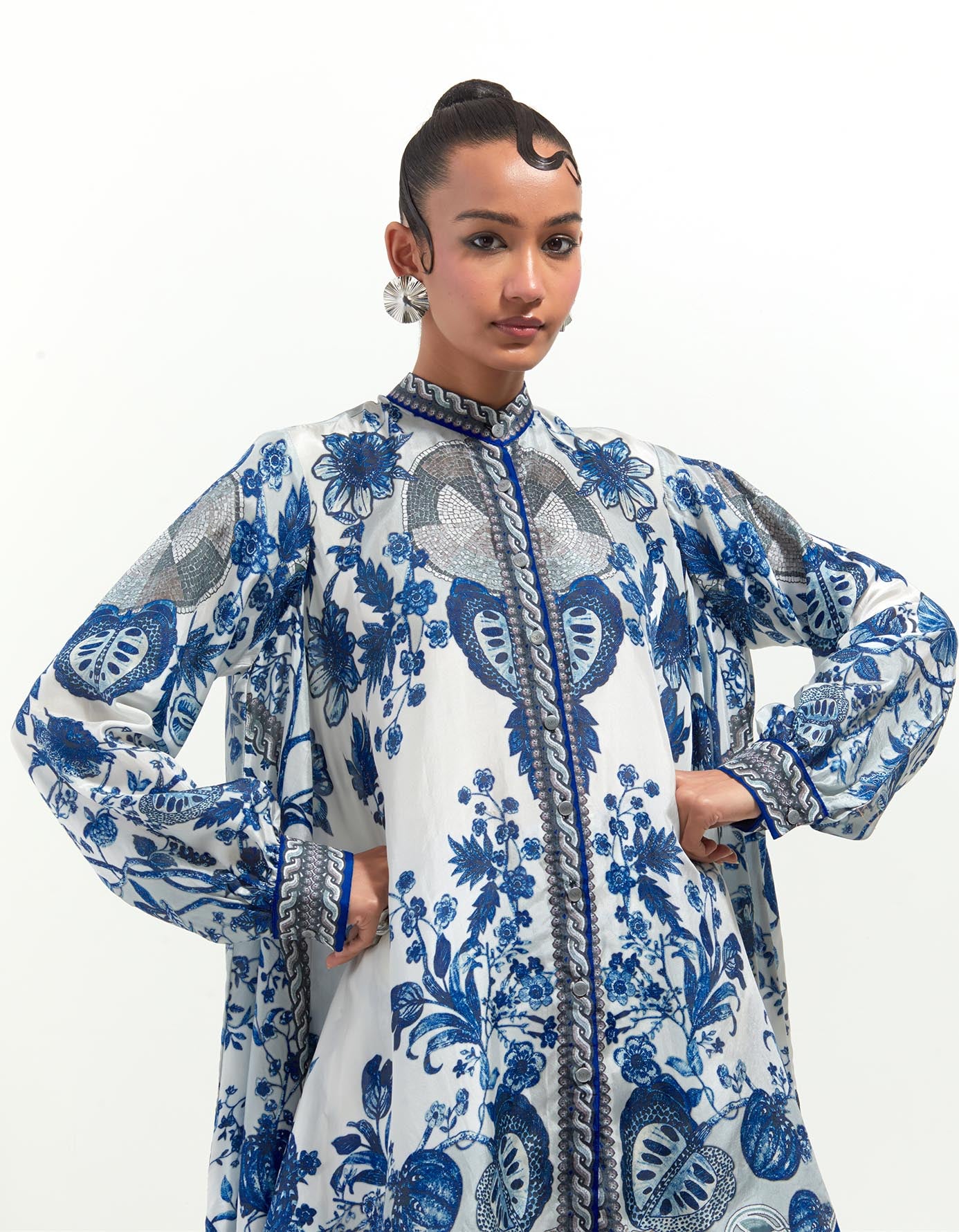 Florence : Nilofer - White/Blue