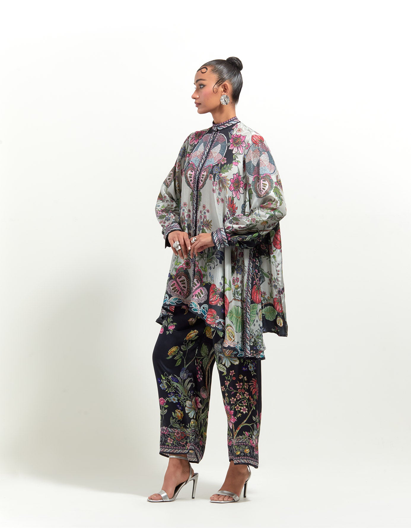 Florence : Nilofer - Black/Taupe