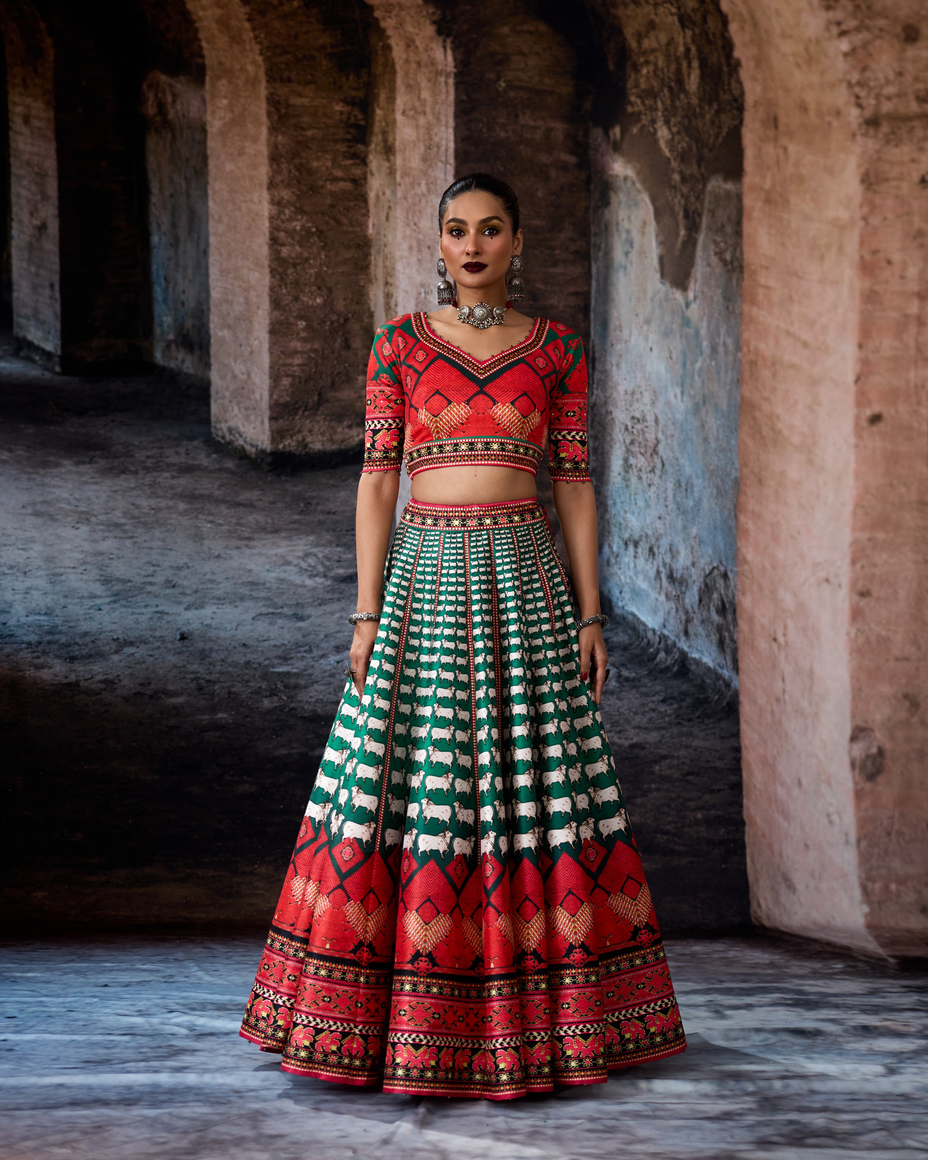 Bethari : Leela - Emerald/Red
