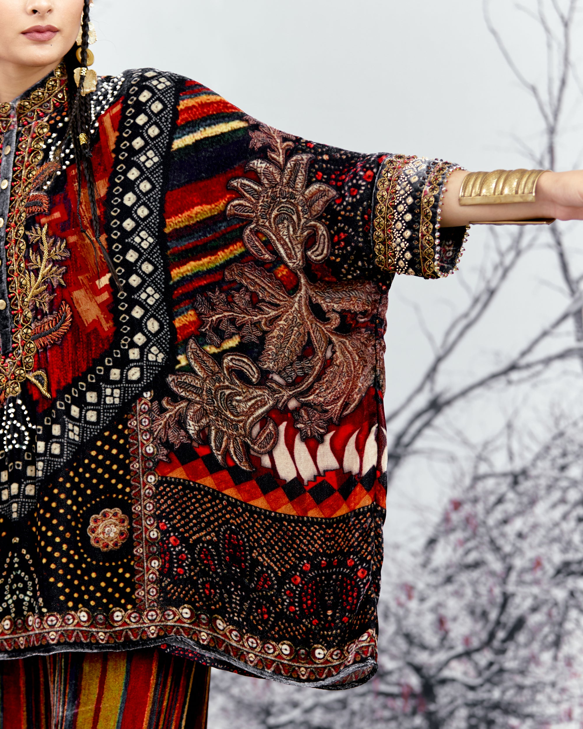 Tijori : Chanel - Black/Multi