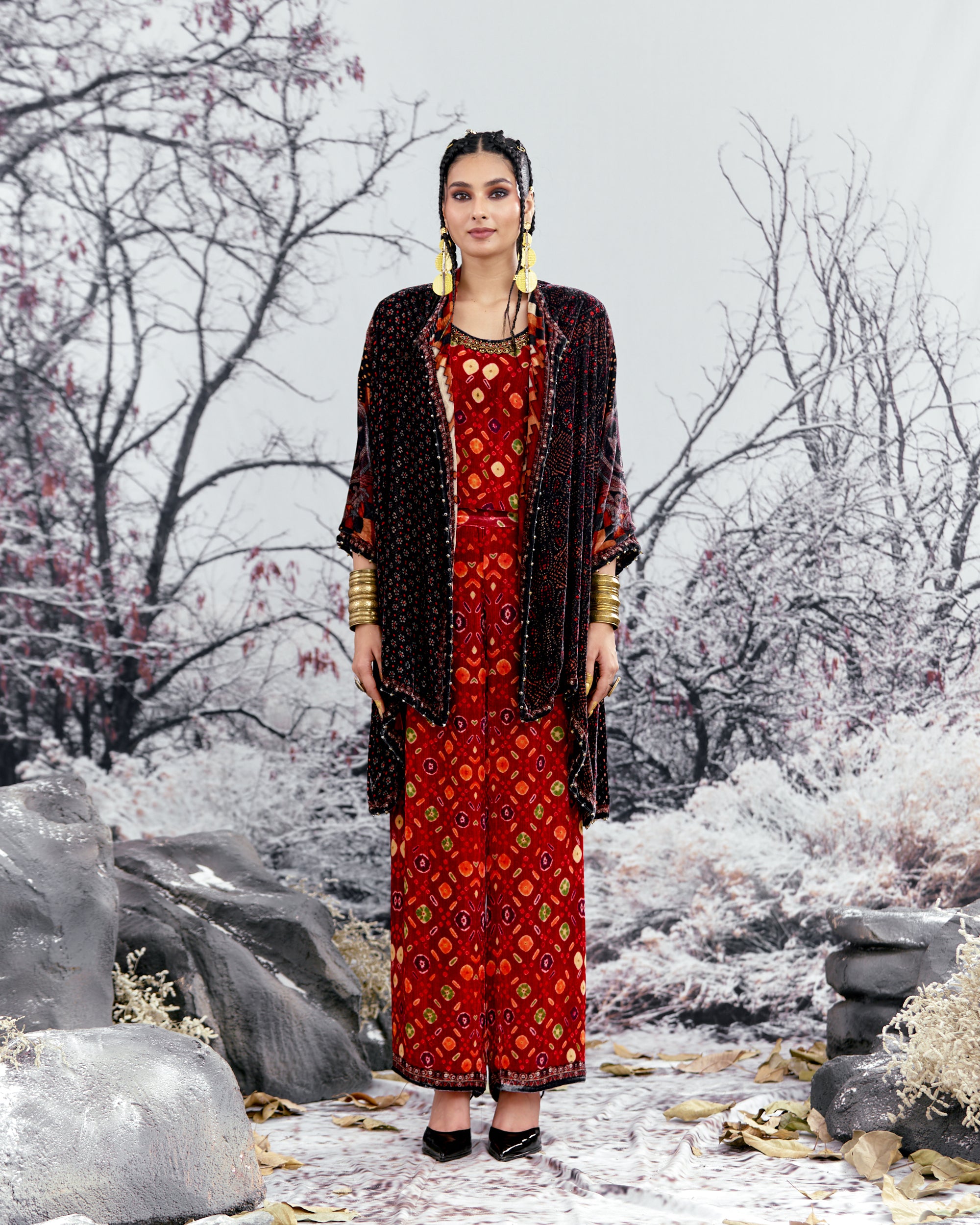 Tijori : Adhira - Red/Black