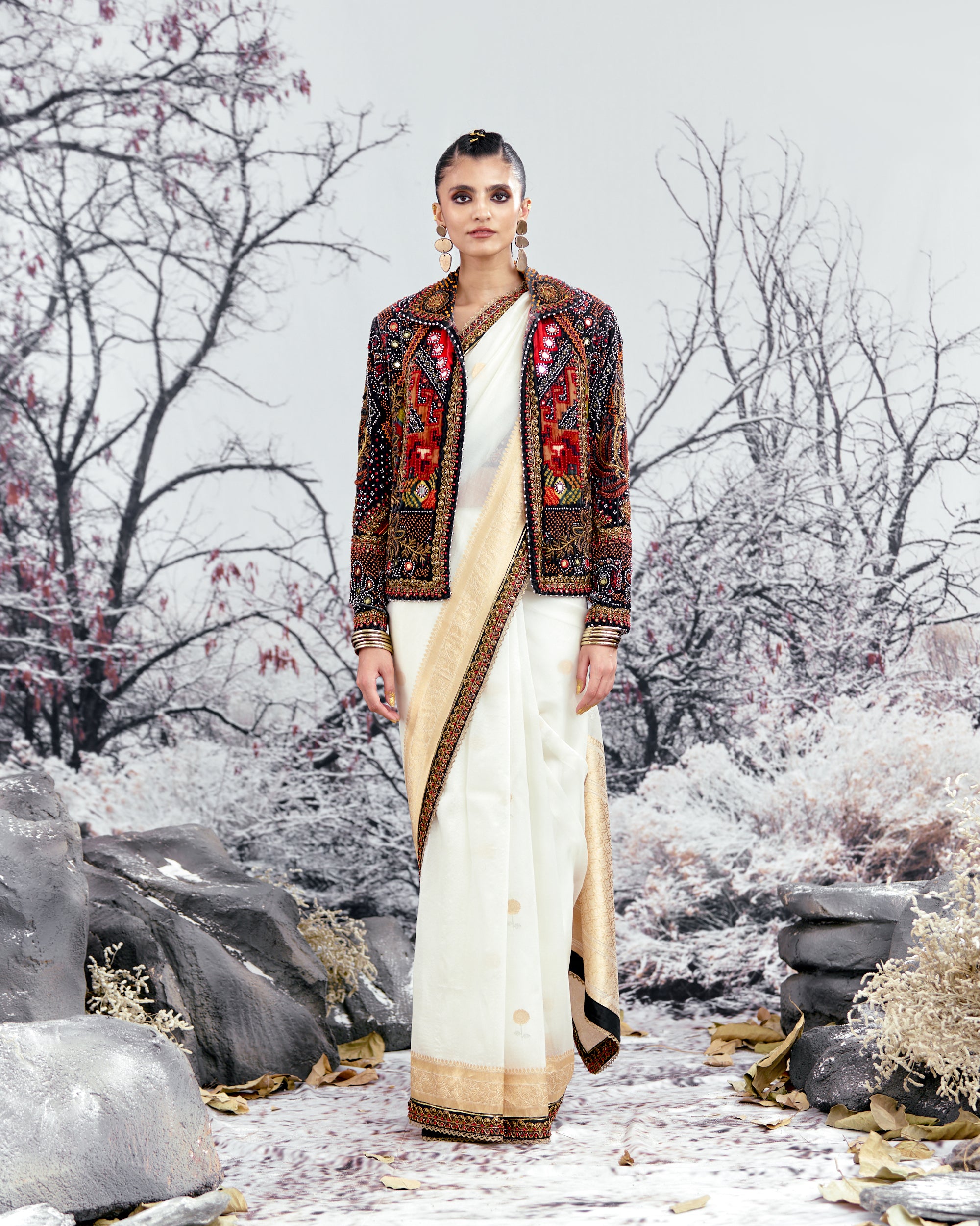 Tijori : Inika - Black/Multi