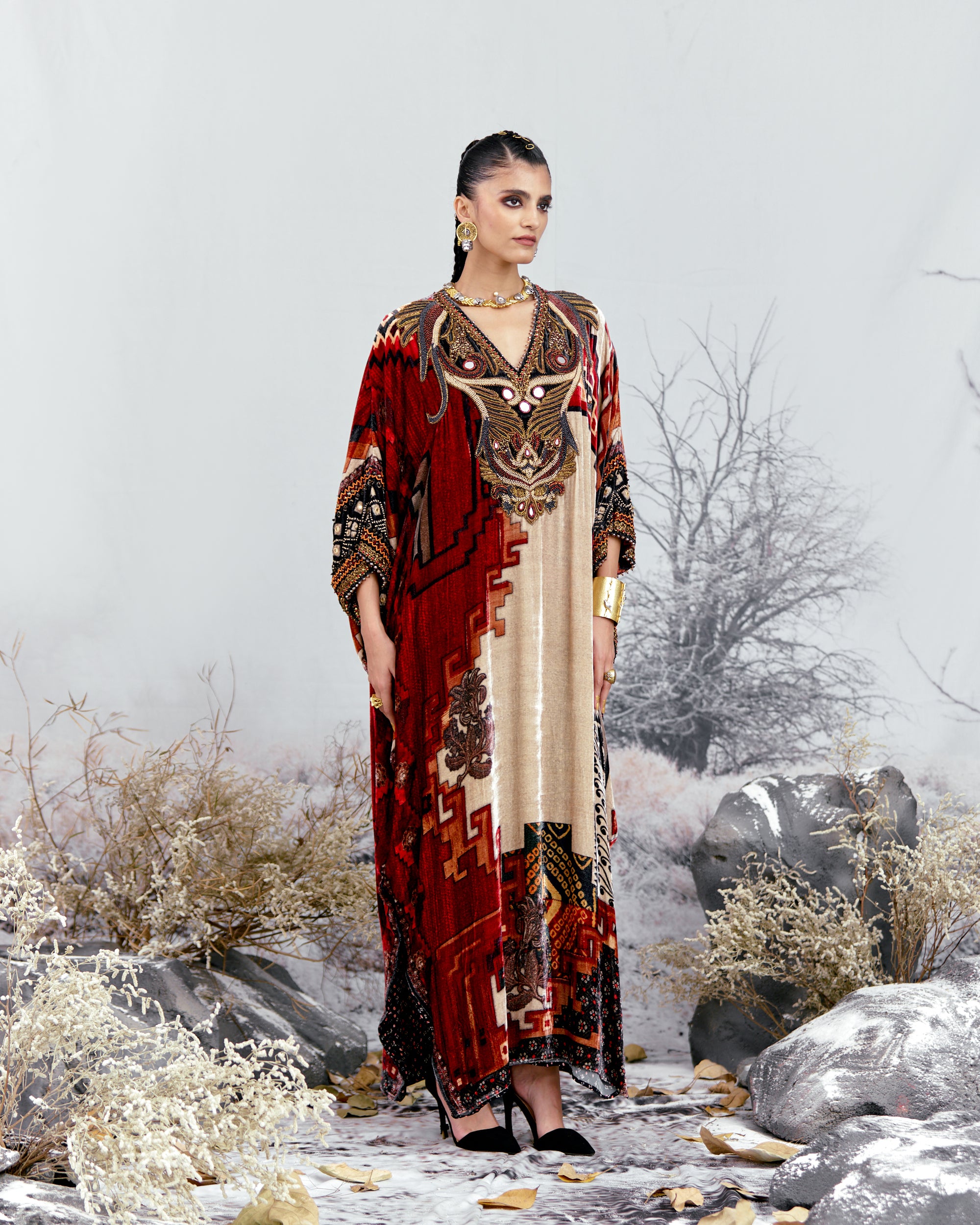Tijori : Verusha - Beige/Red