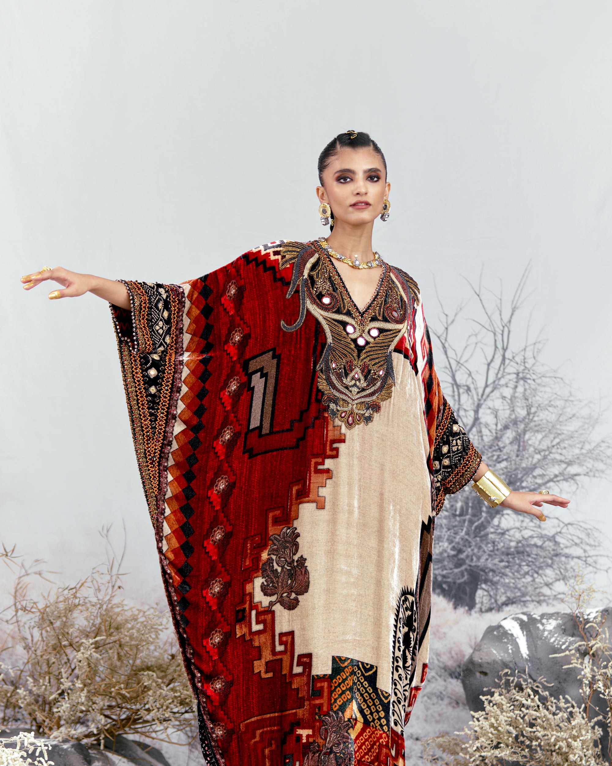 Tijori : Verusha - Beige/Red