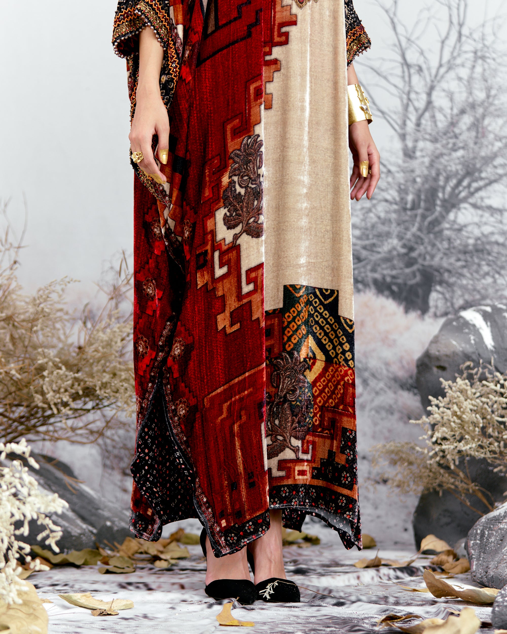 Tijori : Verusha - Beige/Red
