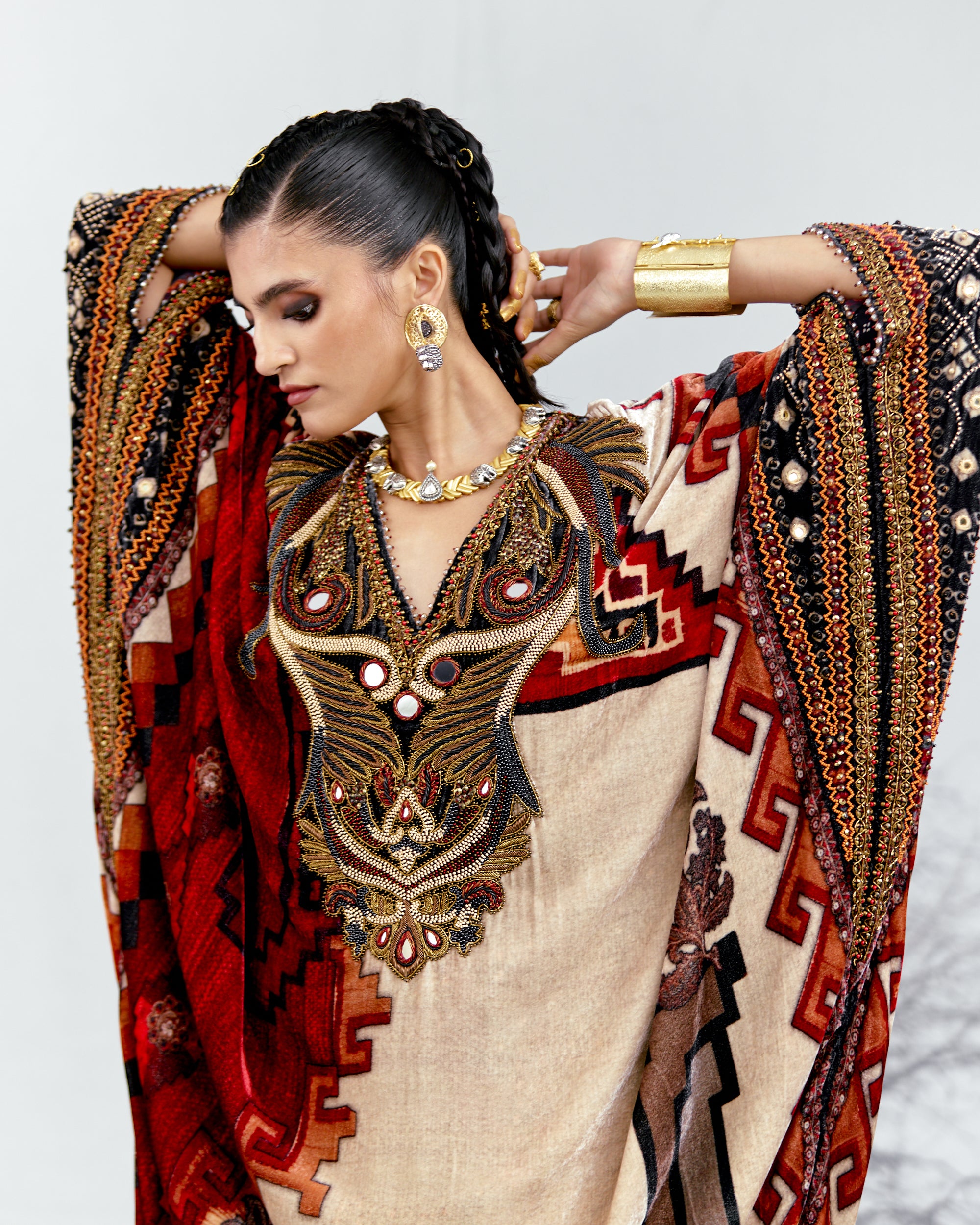 Tijori : Verusha - Beige/Red