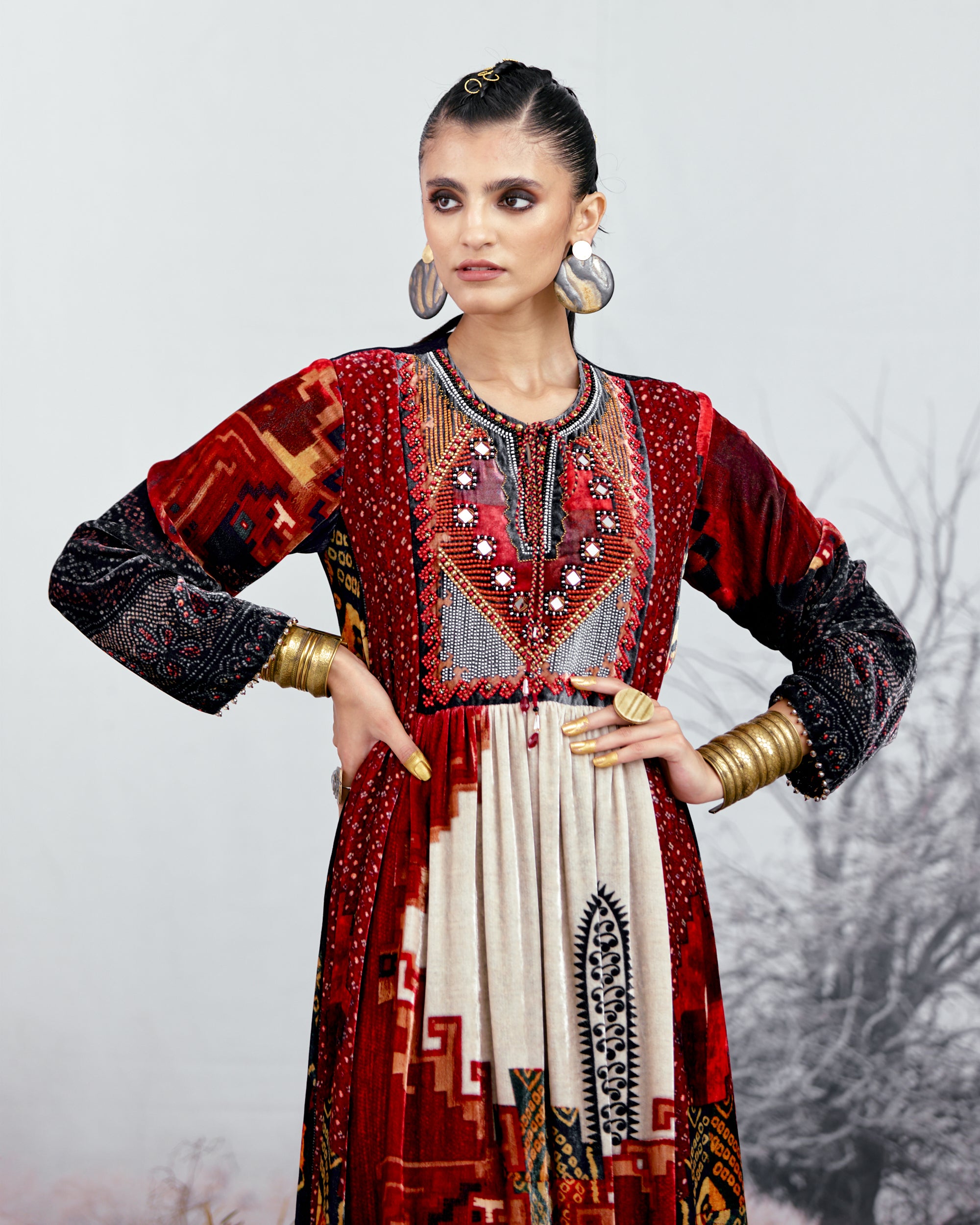 Tijori : Anisha - Beige/Red
