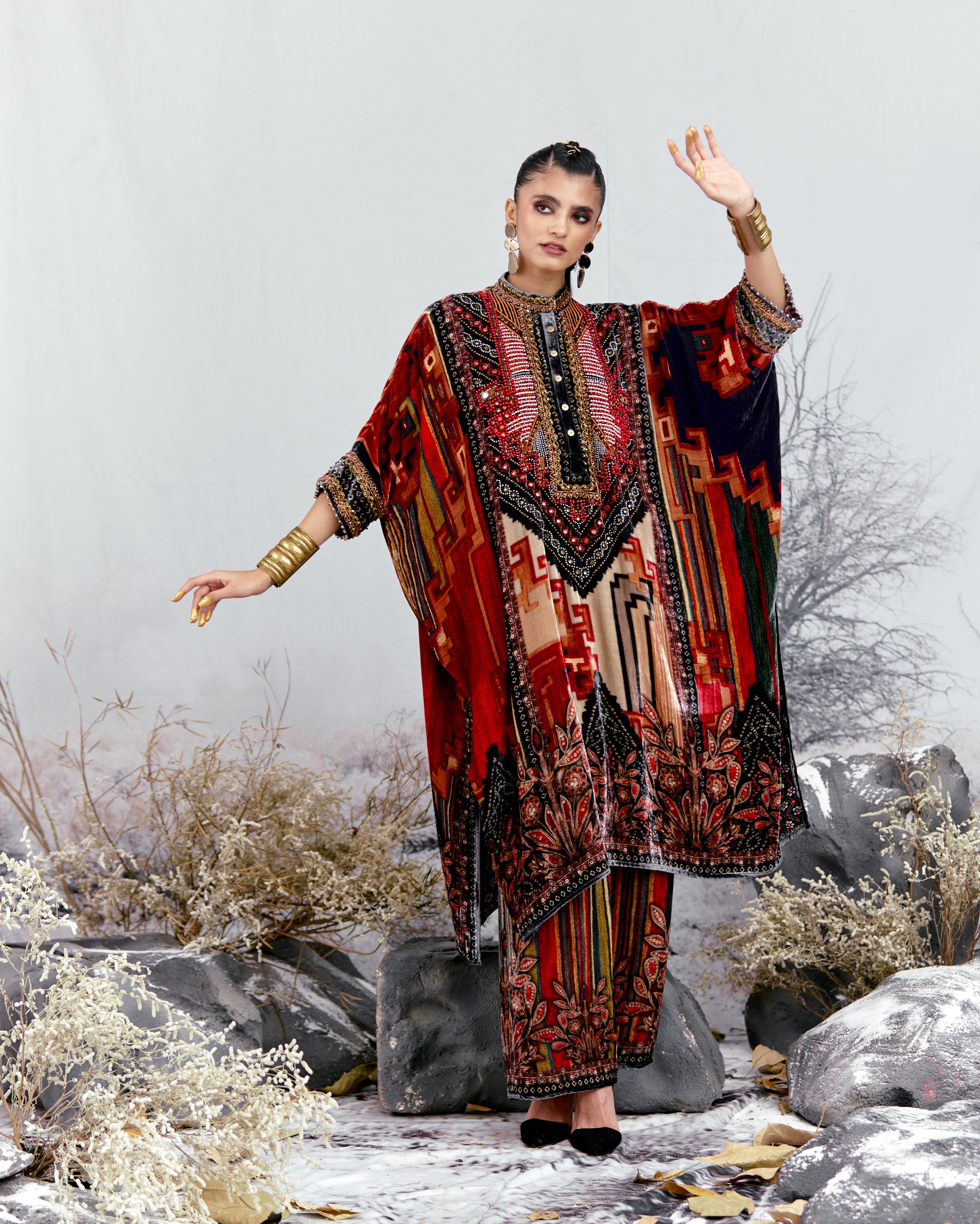 Tijori : Chantelle - Red/Beige