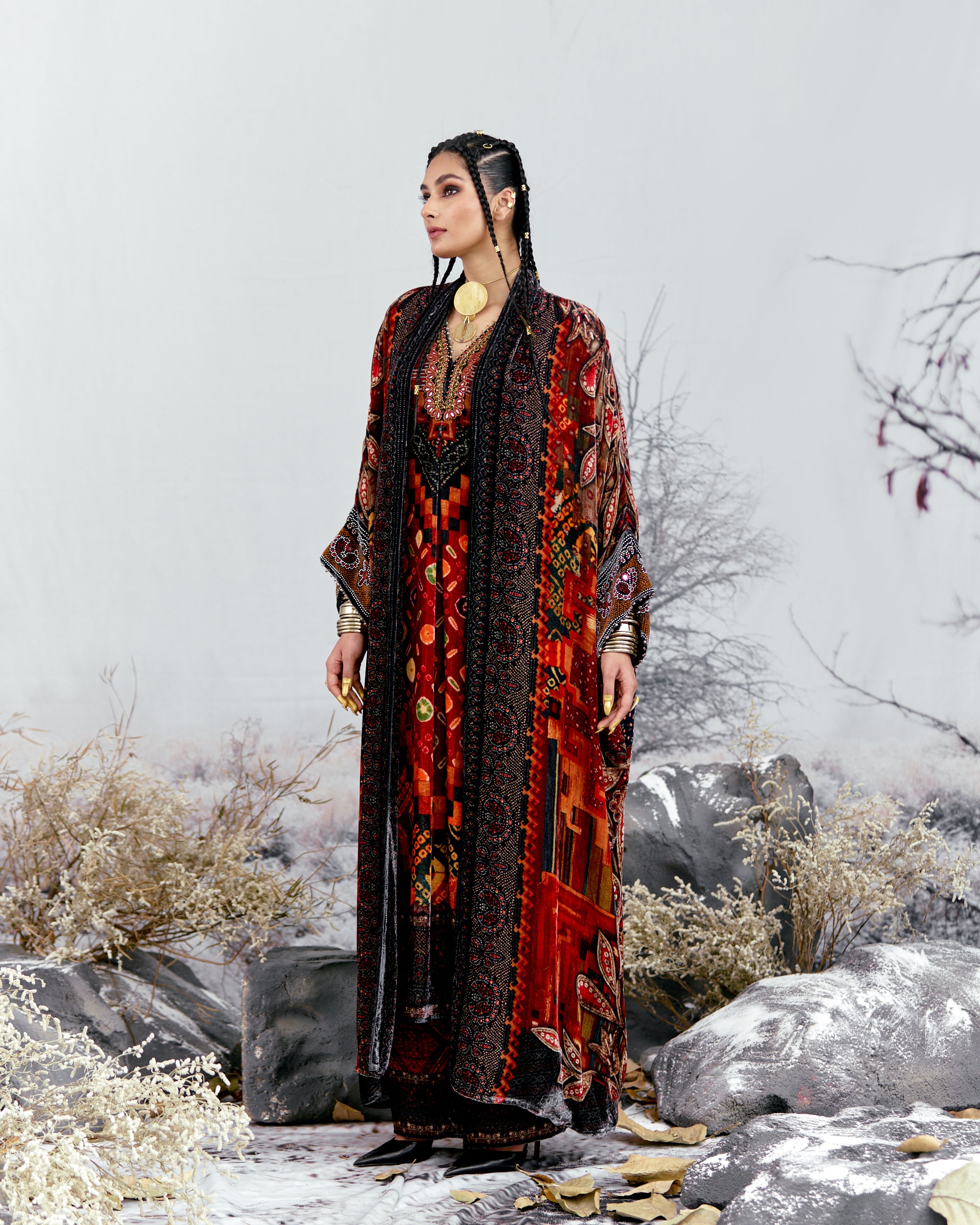 Tijori : Abaya - Red/Multi