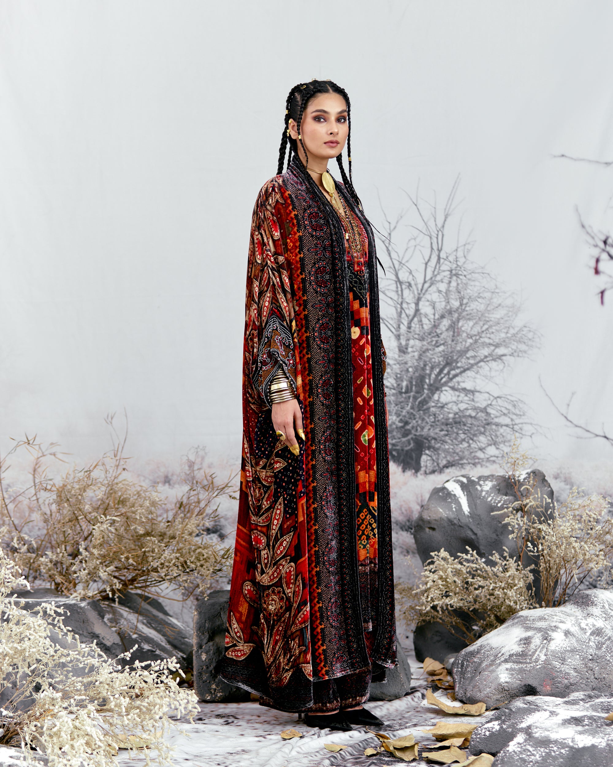 Tijori : Abaya - Red/Multi