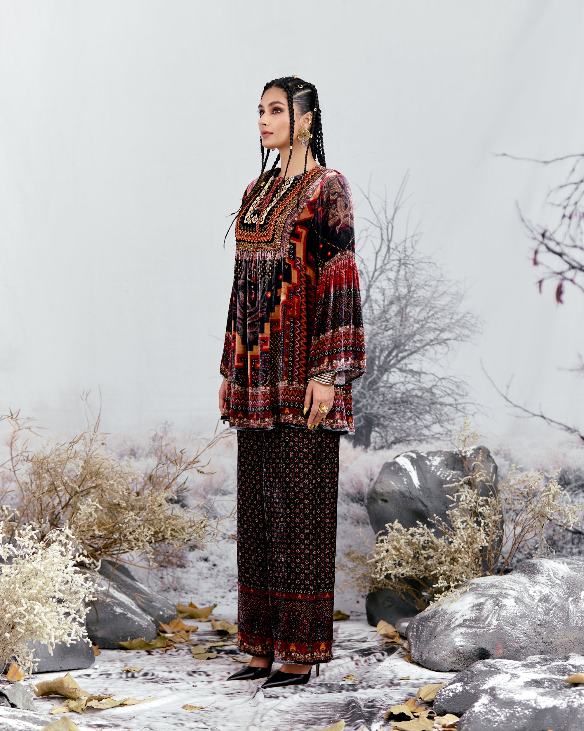 Tijori : Pankti - Black/Red