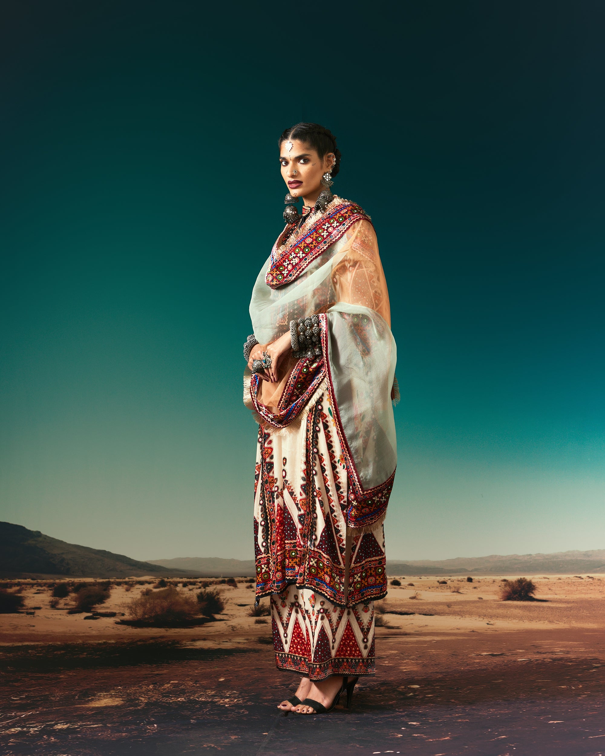 Kutch : Ghazala - Eggshell
