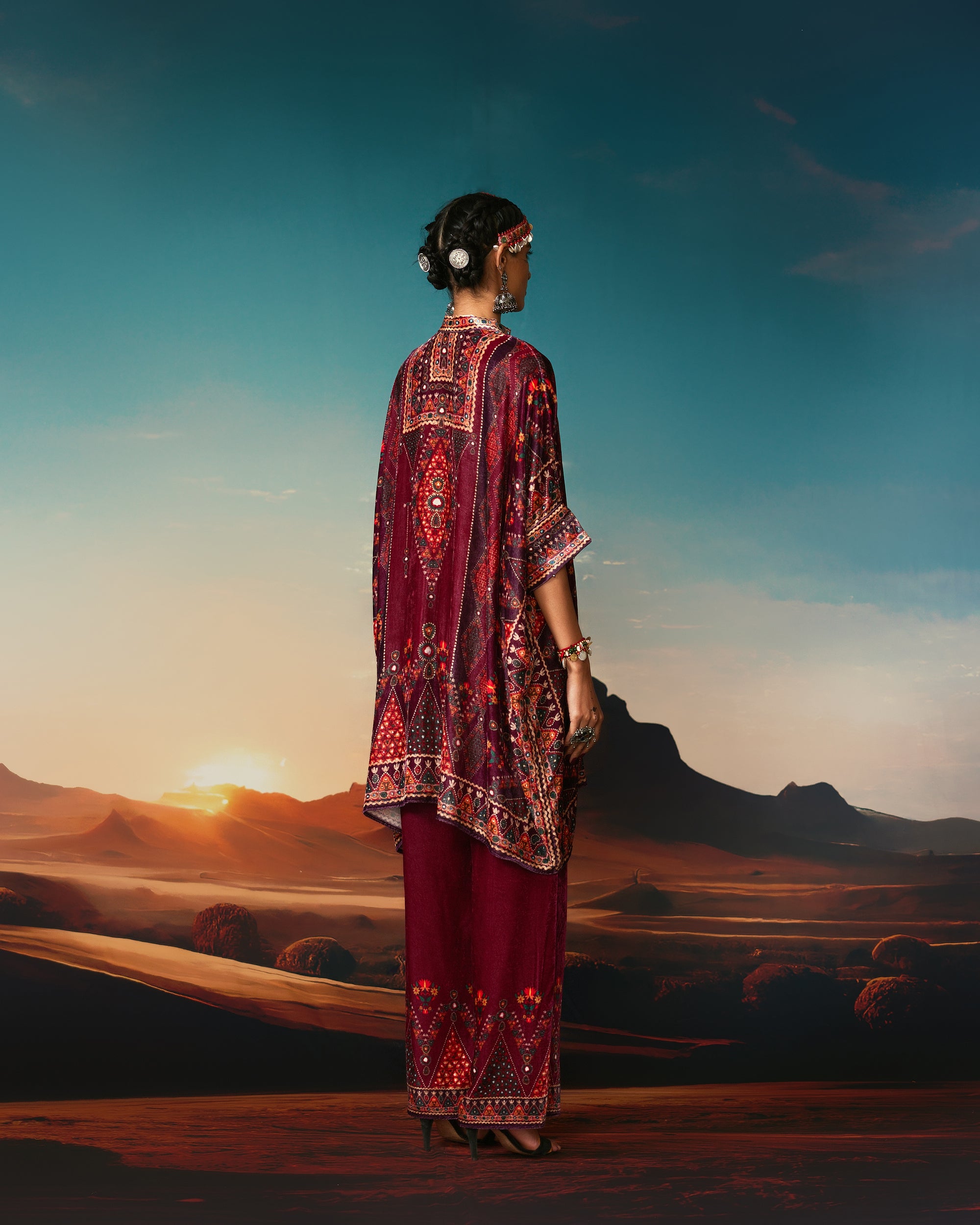 Kutch : Chanel 36" - Raspberry