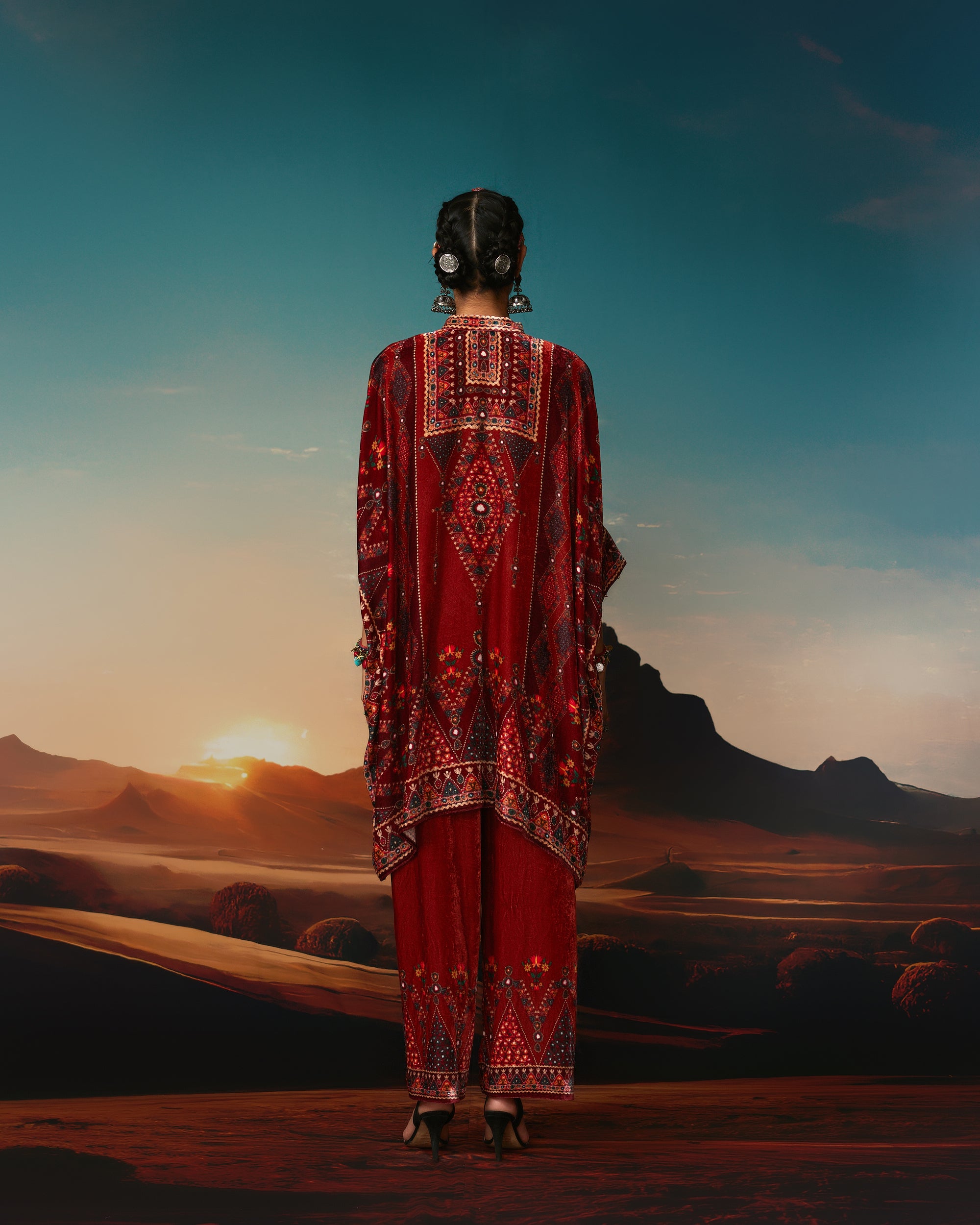 Kutch : Chanel 36" - Rust