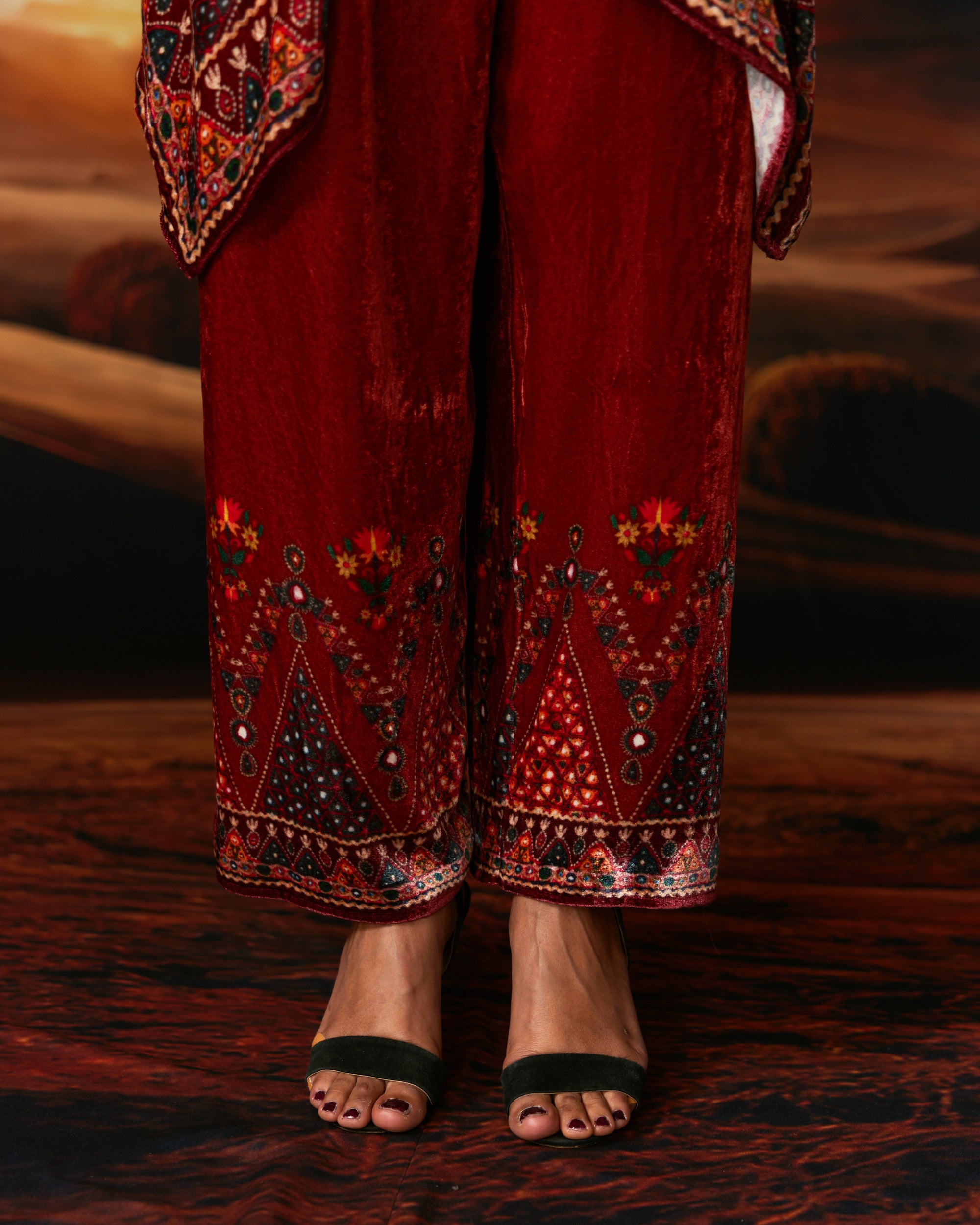 Kutch : Chanel 36" - Rust