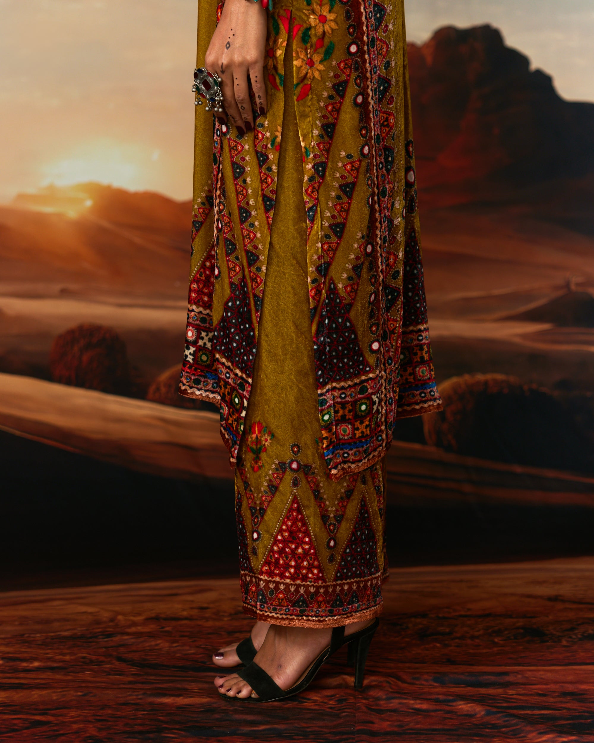 Kutch : Ghazala - Anise Green
