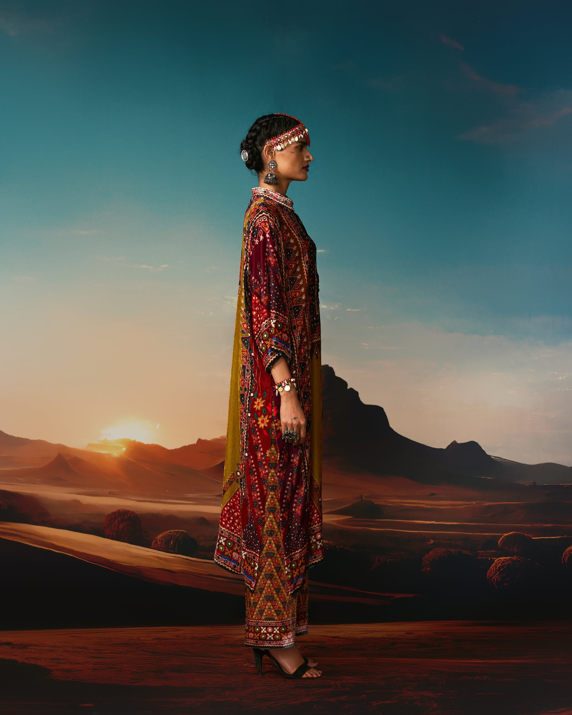 Kutch : Ghazala - Anise/Rust/Raspberry