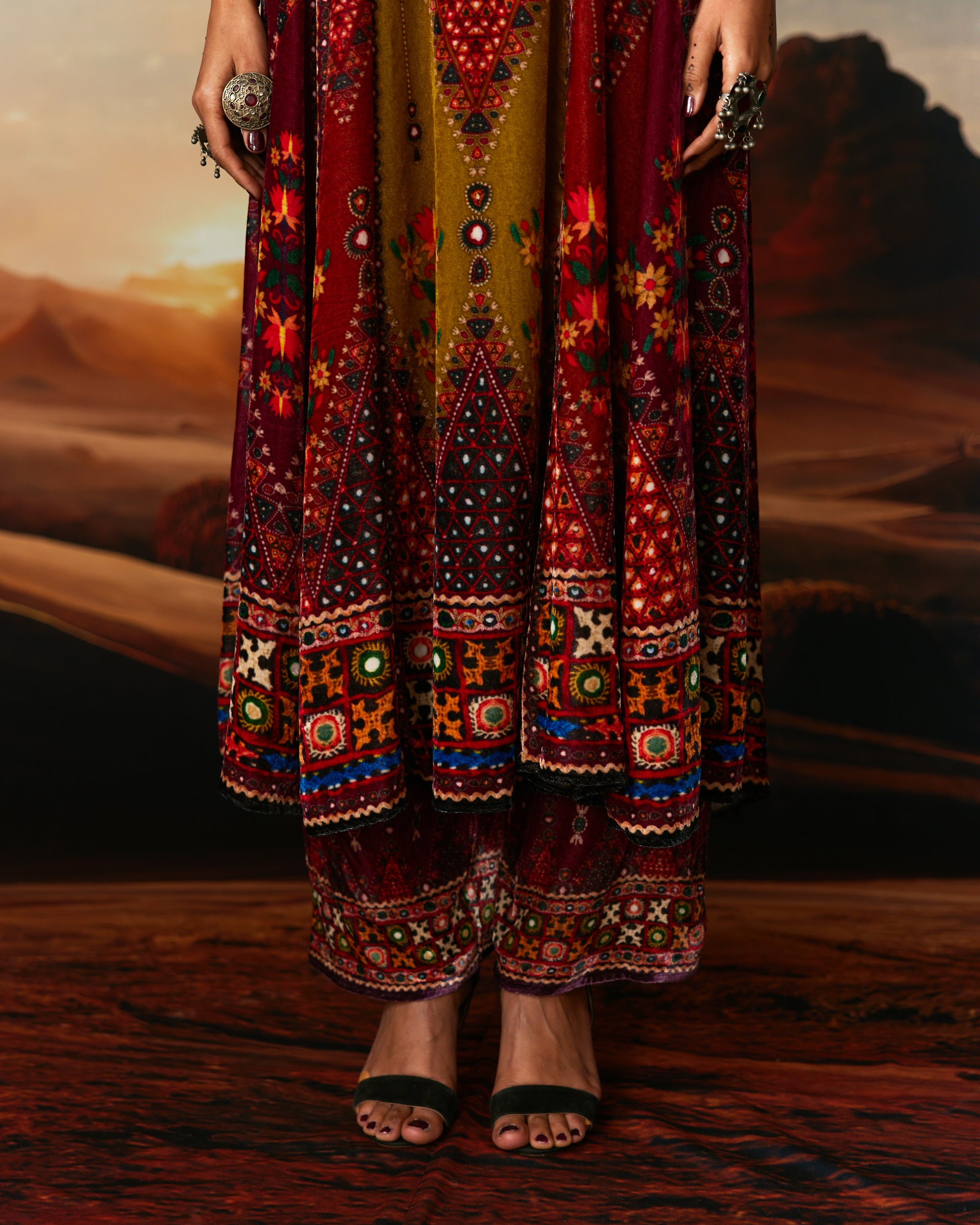 Kutch : Ada - Anise/Rust/Raspberry