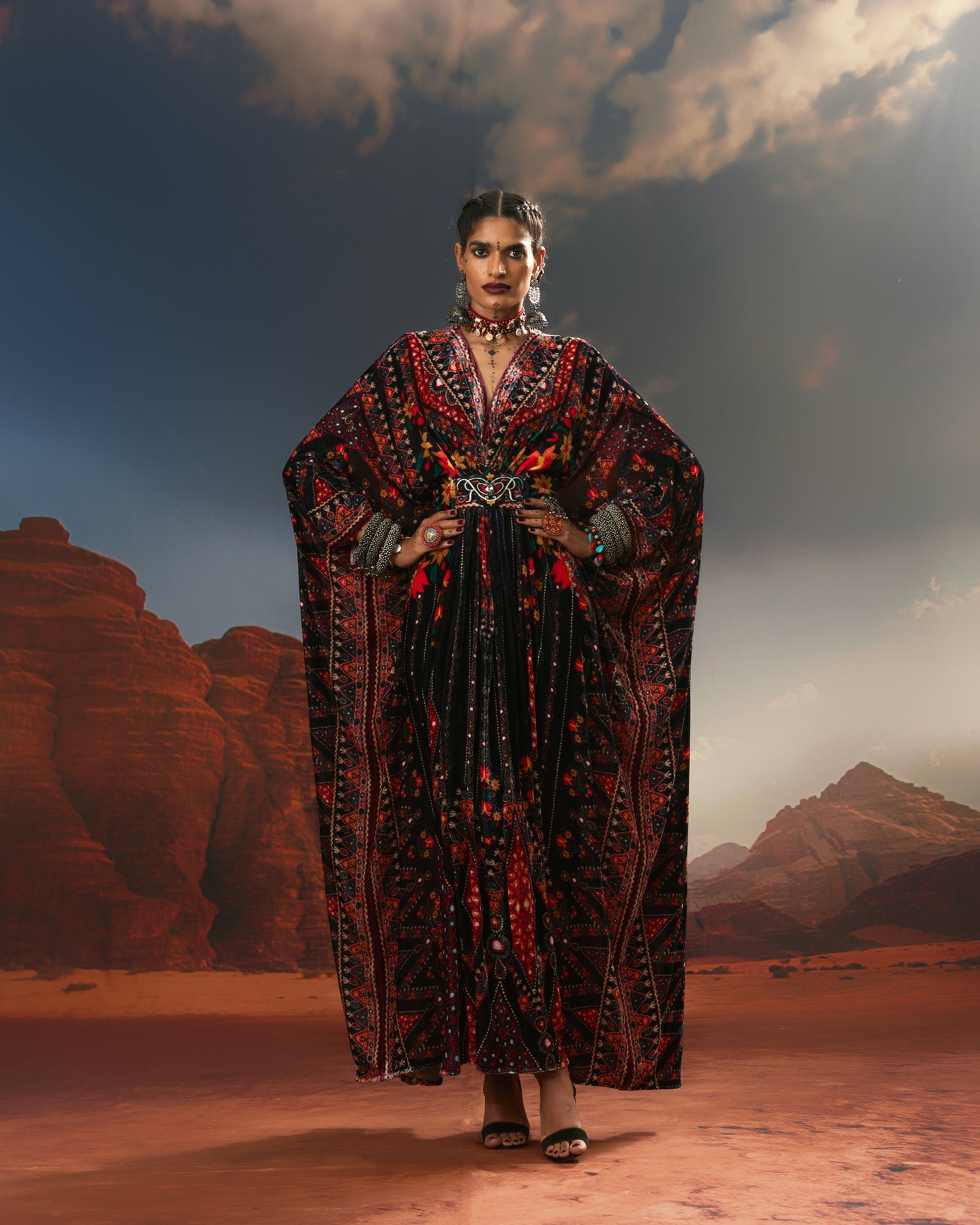 Kutch : Imama - Black