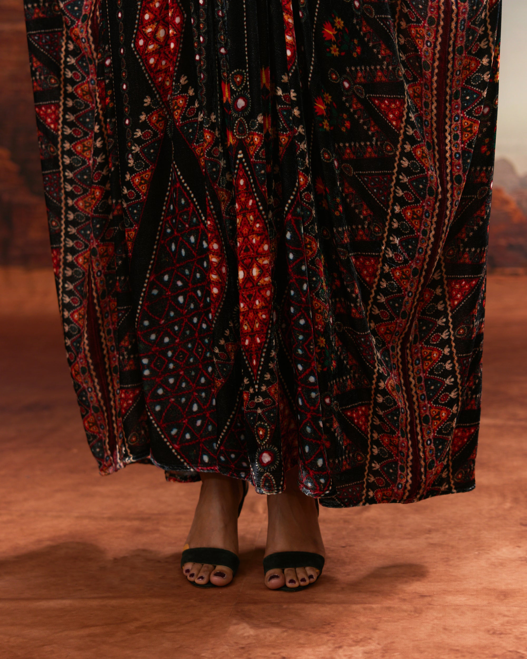 Kutch : Imama - Black
