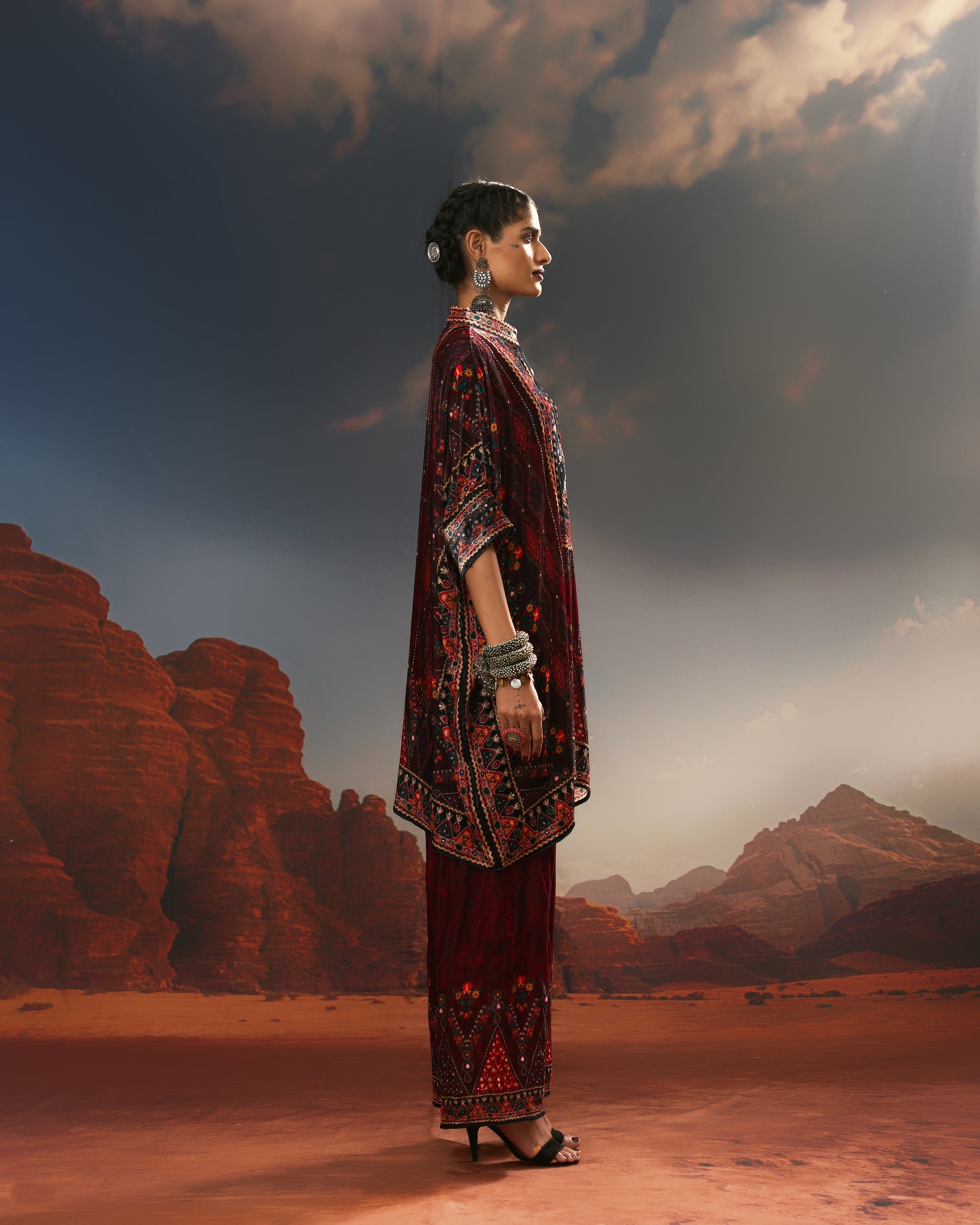 Kutch : Chanel 36" - Red