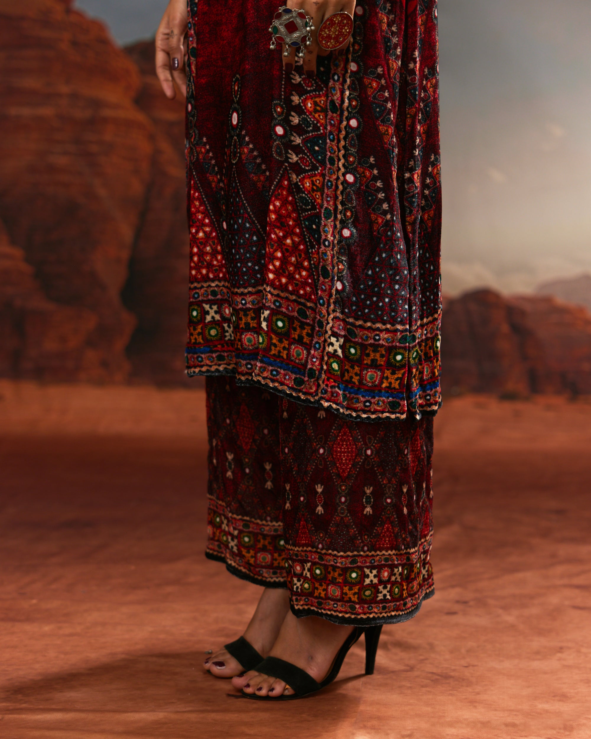 Kutch : Ghazala - Red