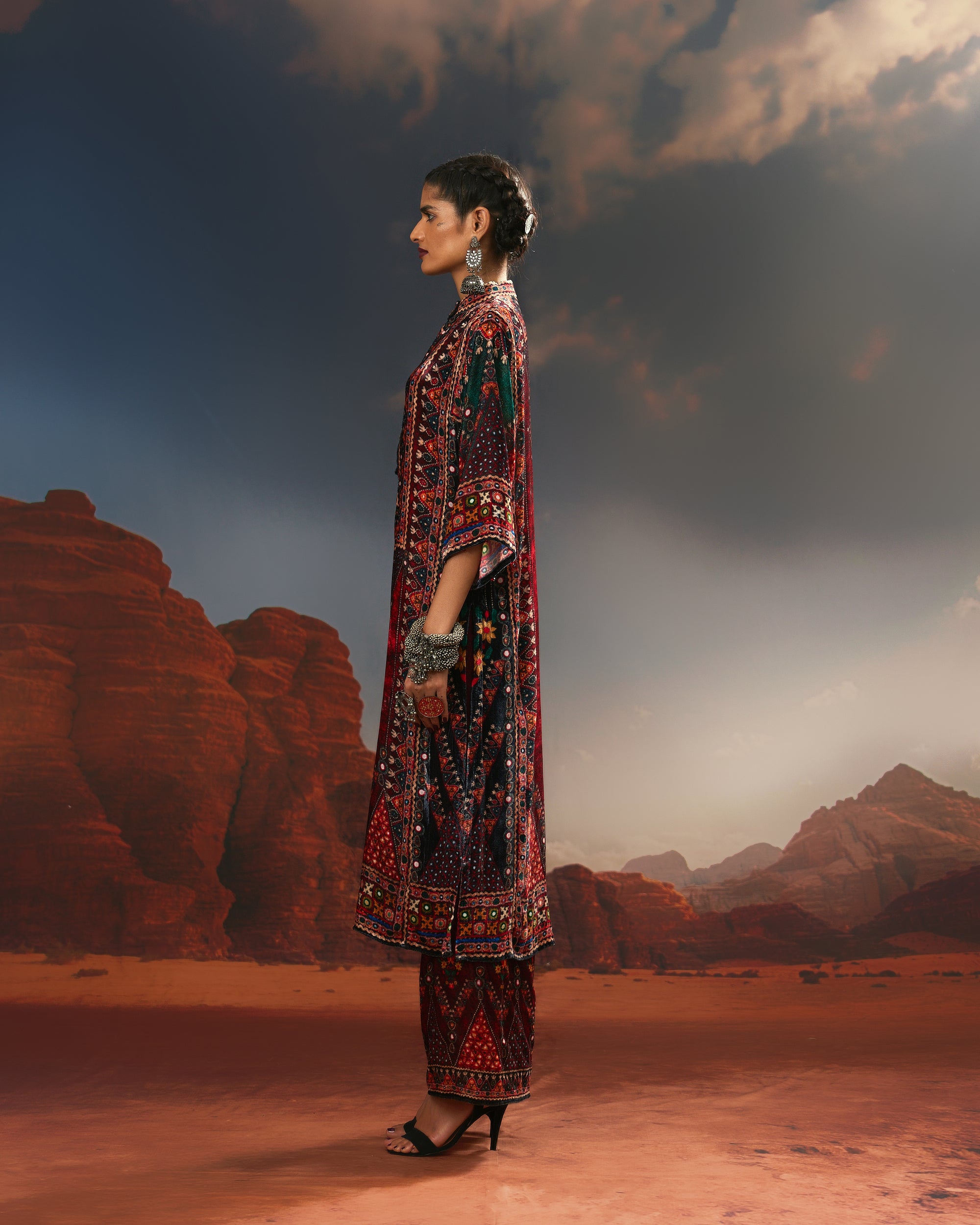 Kutch : Ghazala - Red/Teal/Black