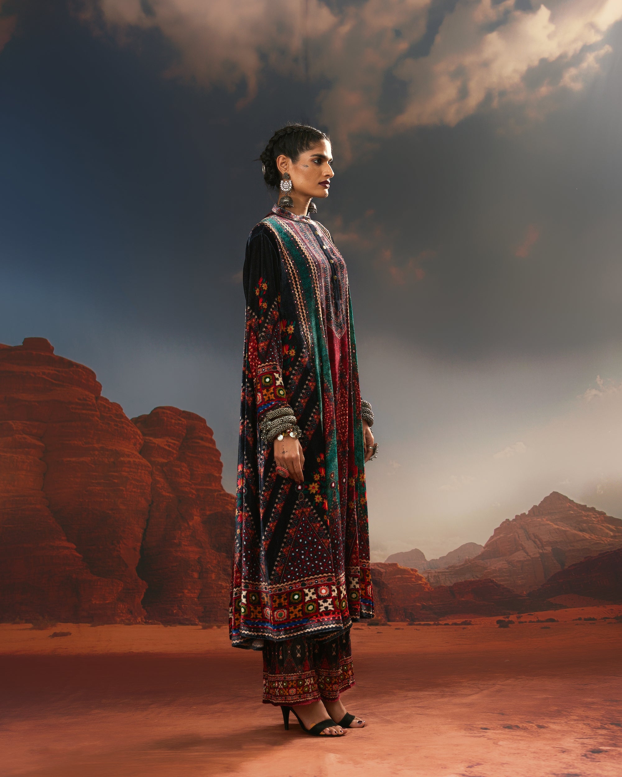 Kutch : Ada - Red/Teal/Black