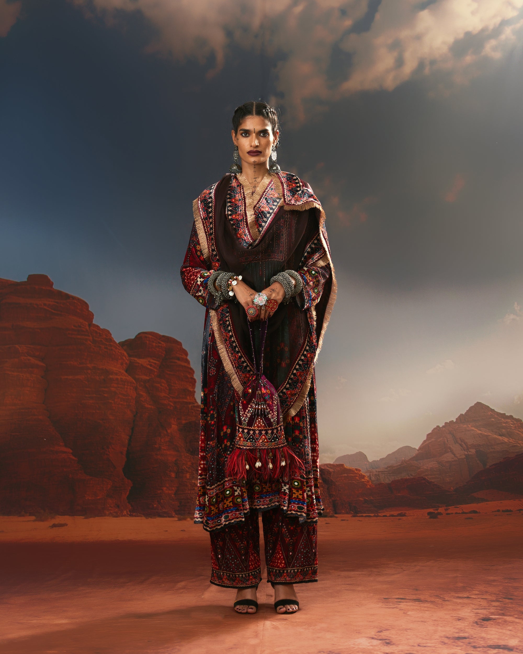 Kutch : Anisha - Teal/Red/Black