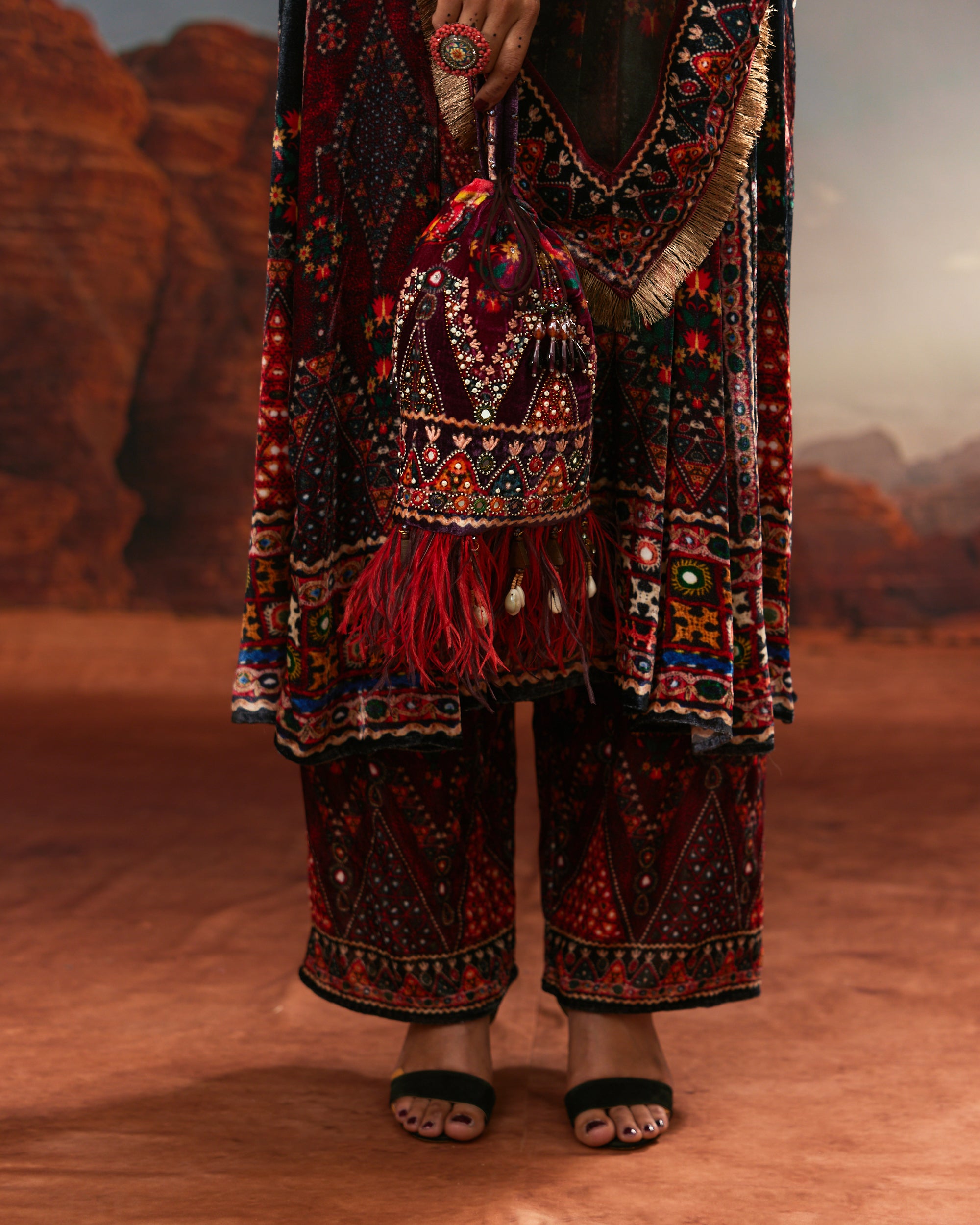 Kutch : Anisha - Teal/Red/Black
