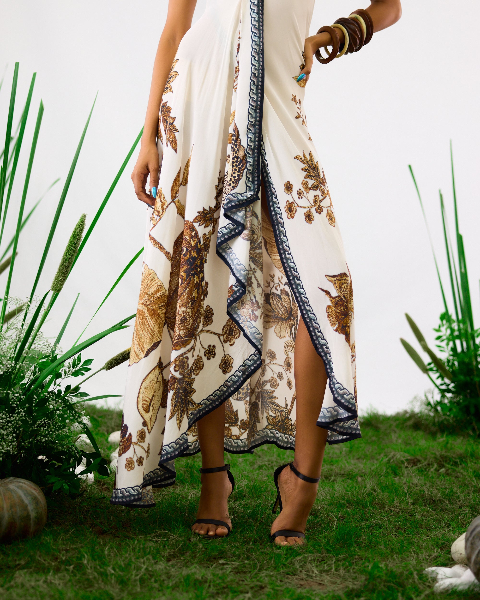 Florence : Bindya - Gold/White