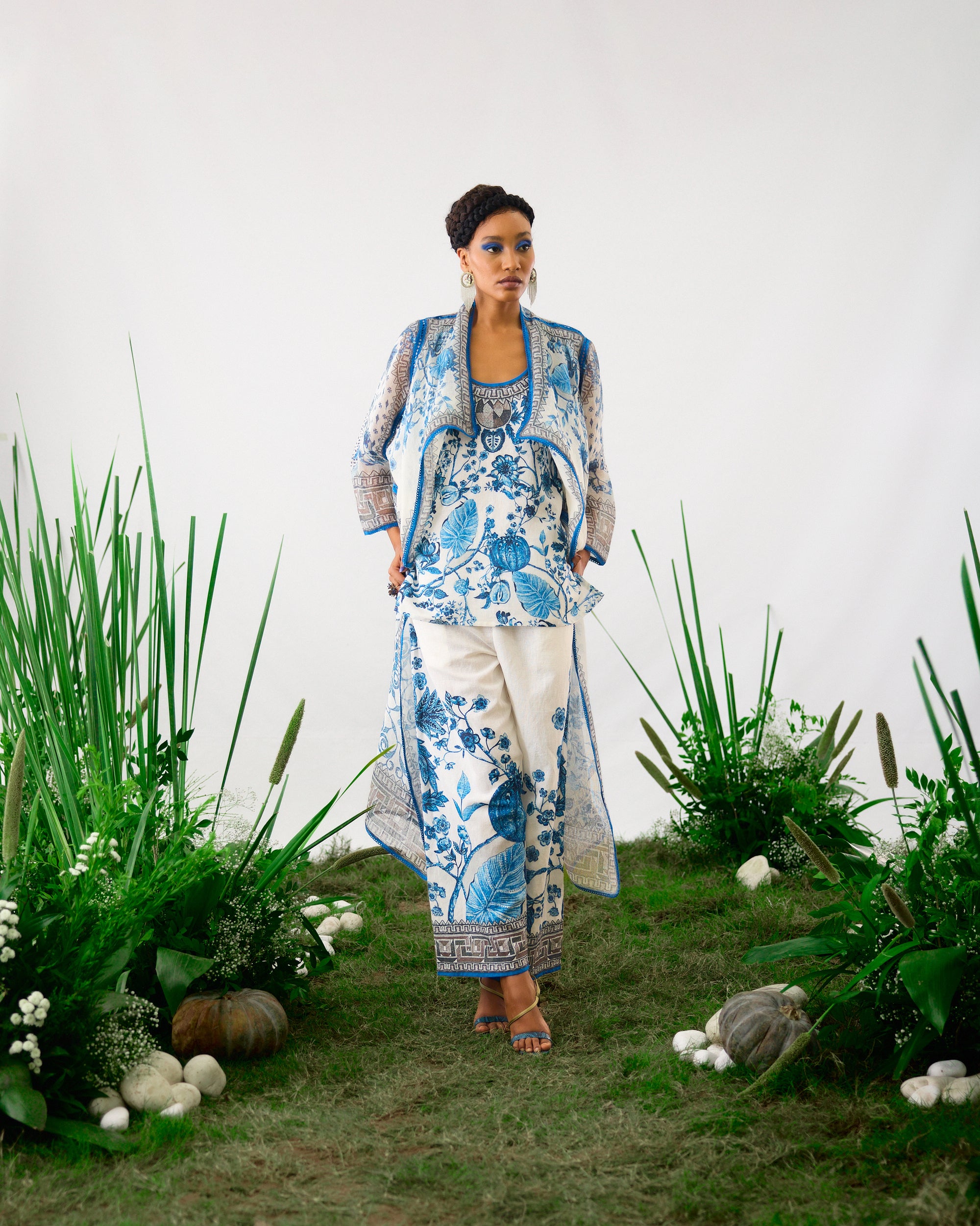Florence : Ursula - Blue/White