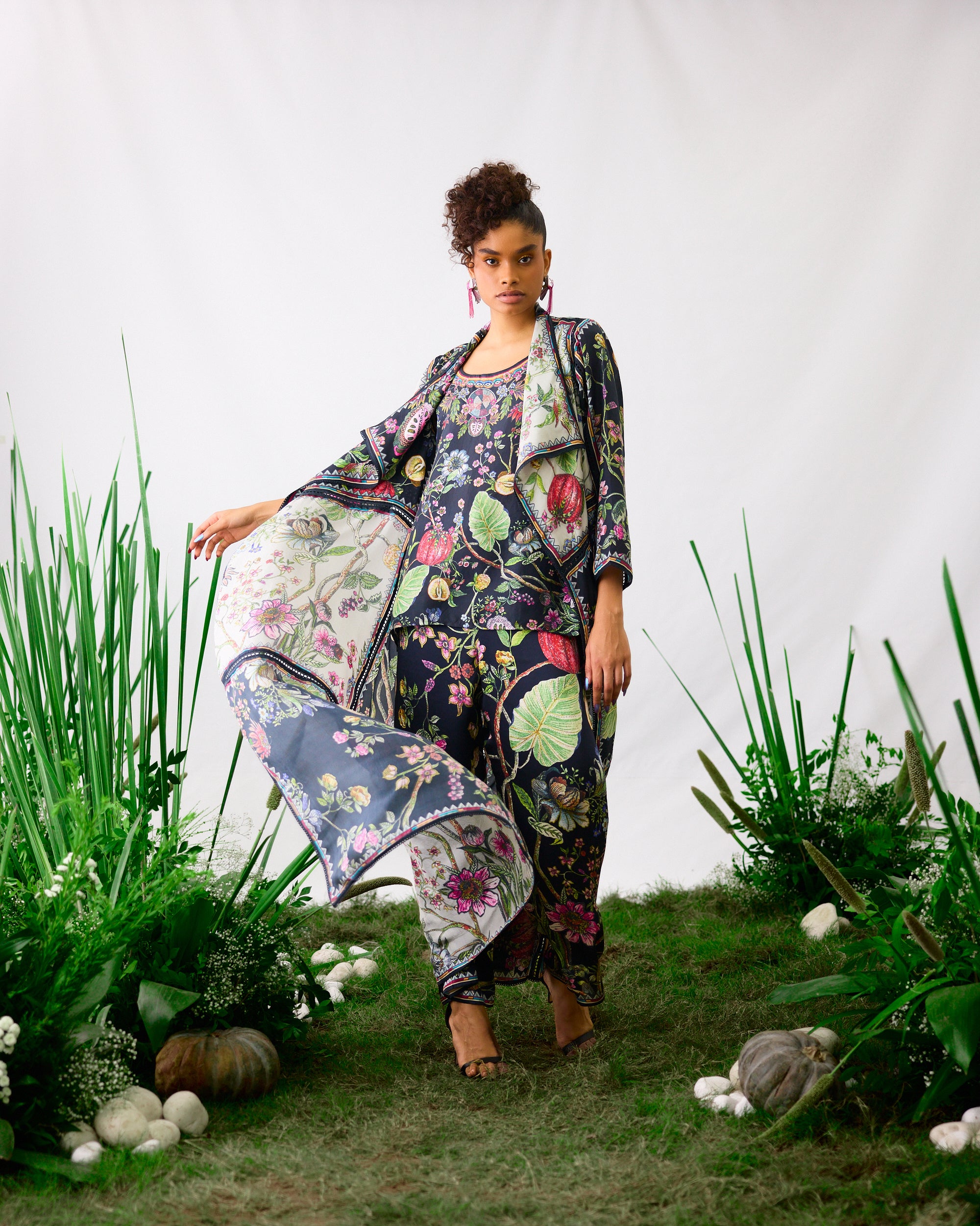 Florence : Ursula - Black/Taupe