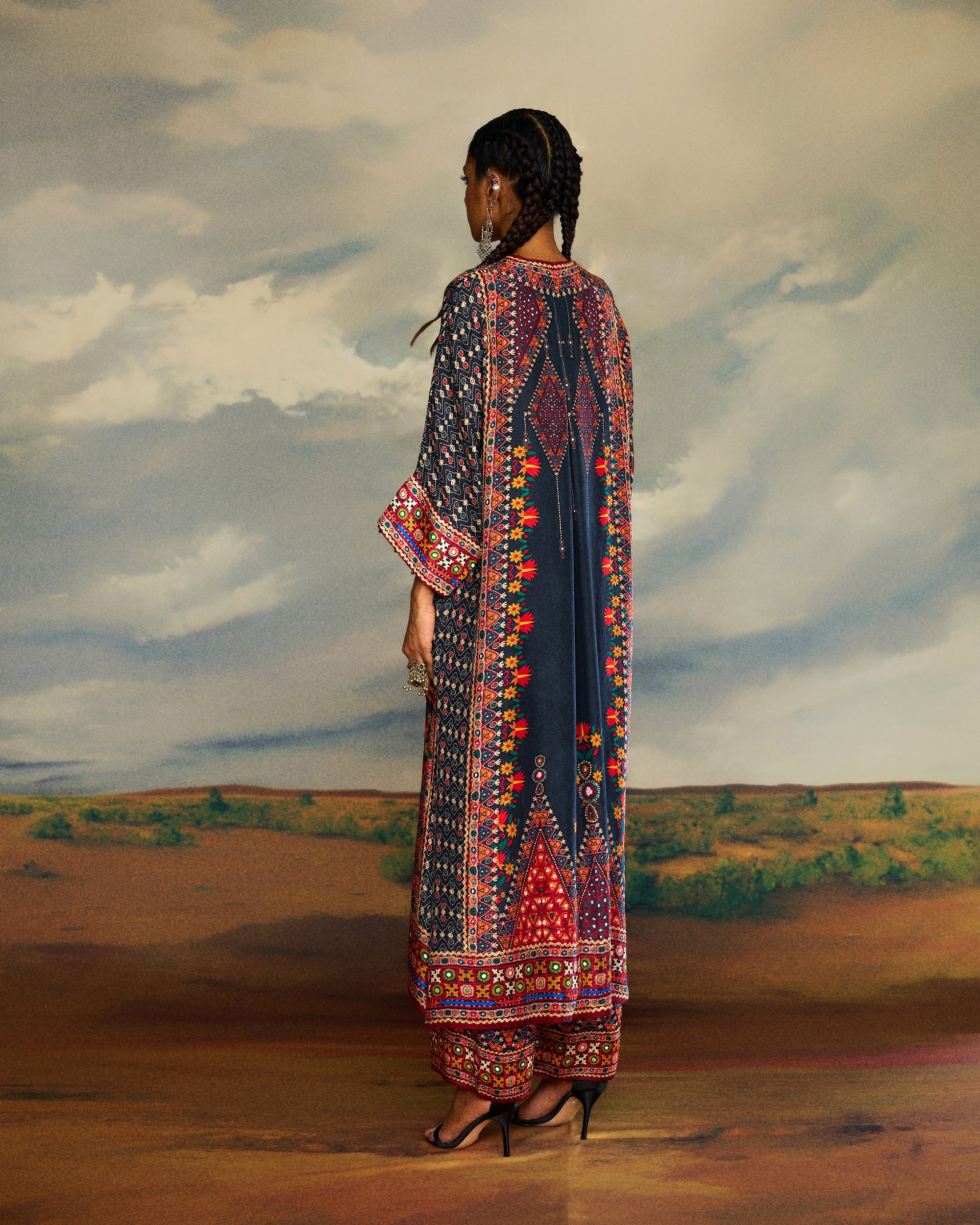 Kutch : Banera - Charcoal